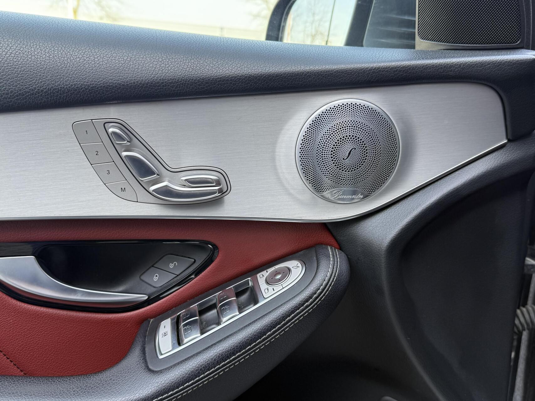 Foto van Mercedes-Benz GLC 350 E 4Matic