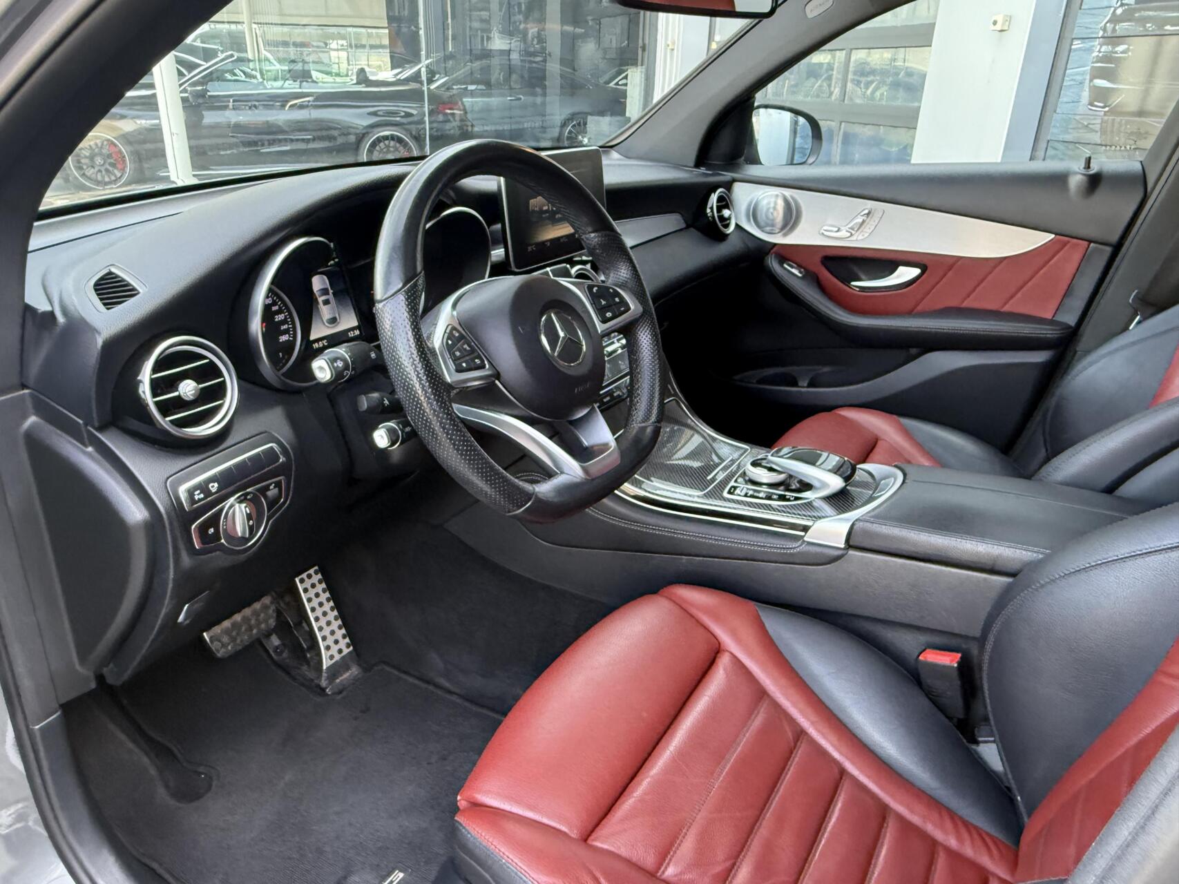 Foto van Mercedes-Benz GLC 350 E 4Matic