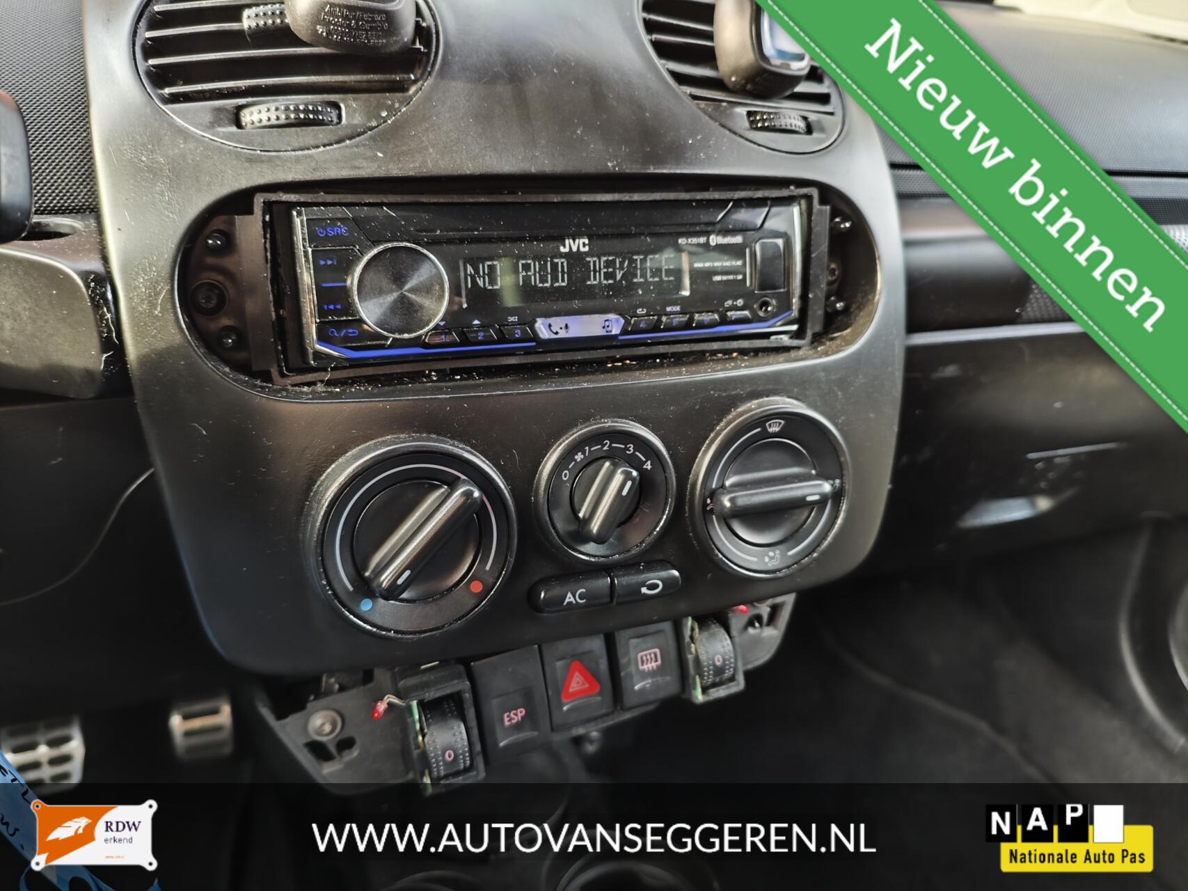 Foto van Volkswagen New Beetle