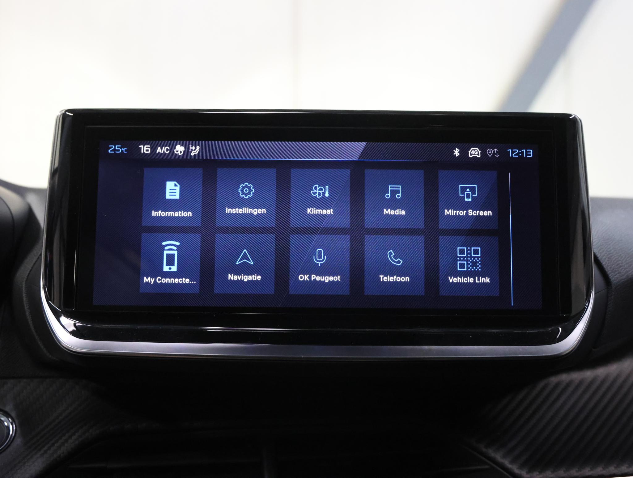 Foto van Peugeot E-208