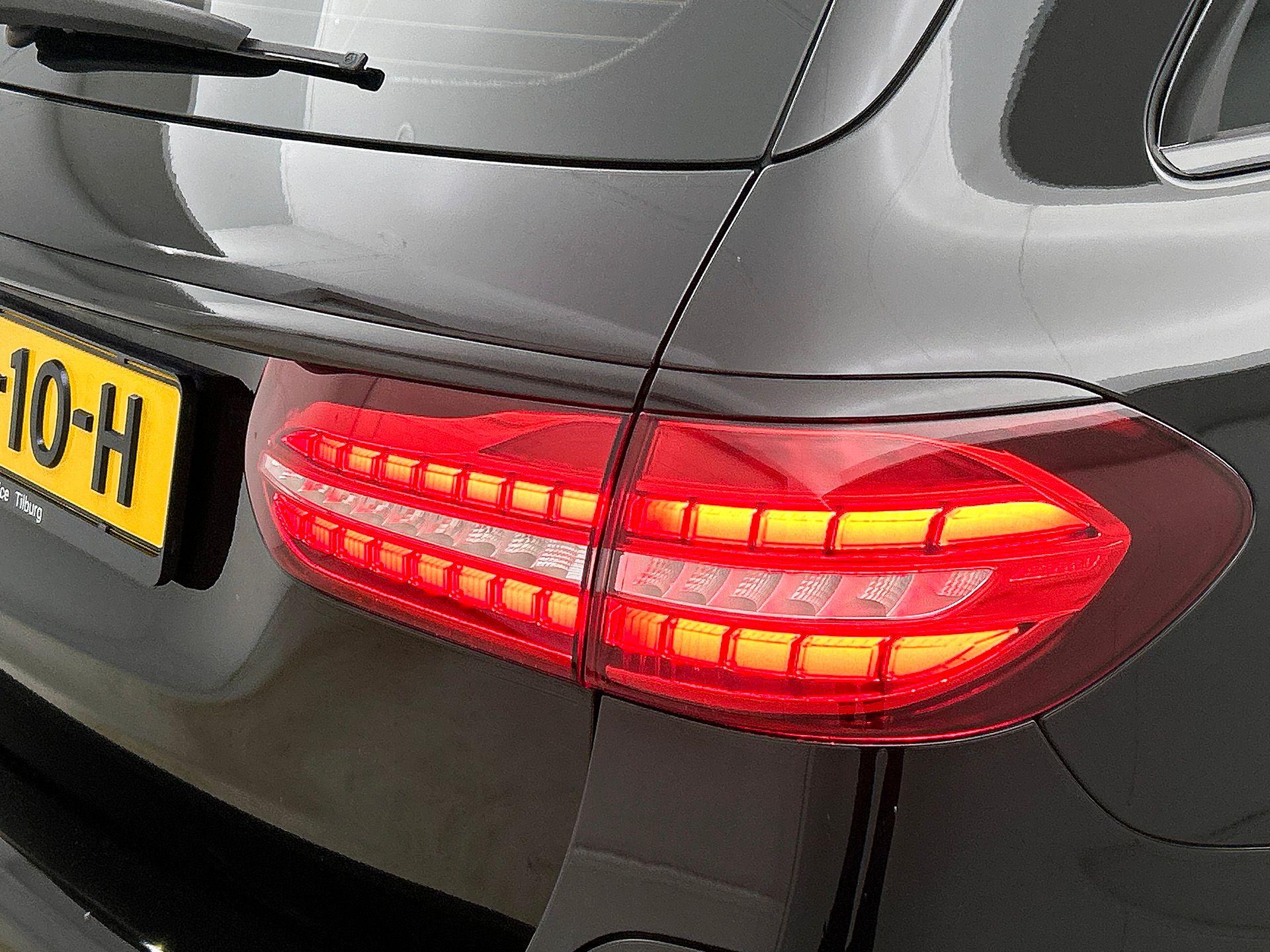 Foto van Mercedes-Benz E-klasse Estate