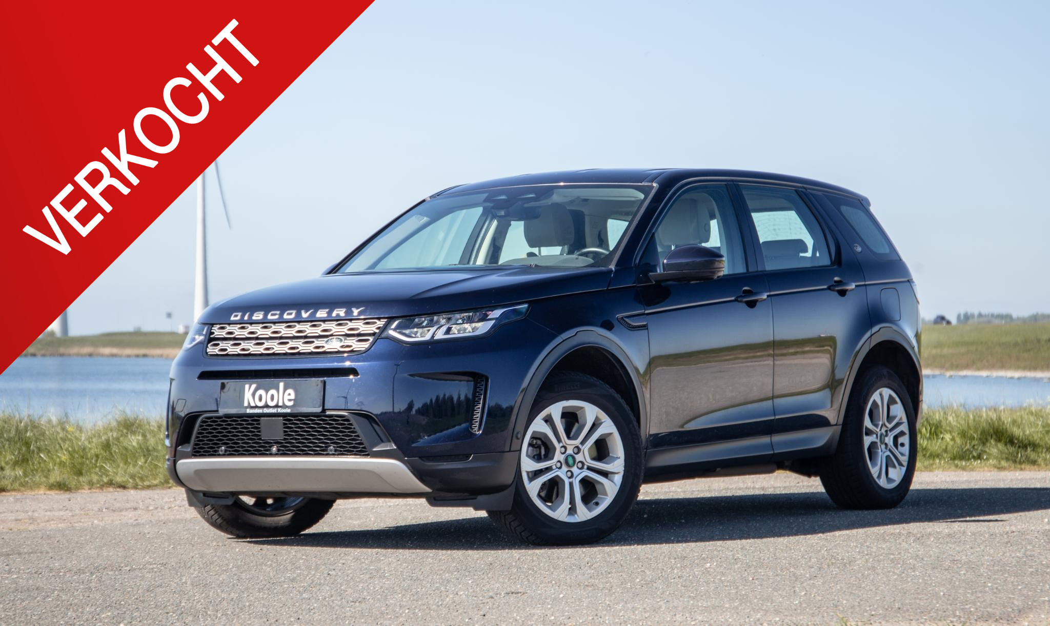 Land Rover Discovery Sport P300e 1.5 SE 2021 - voorkant
