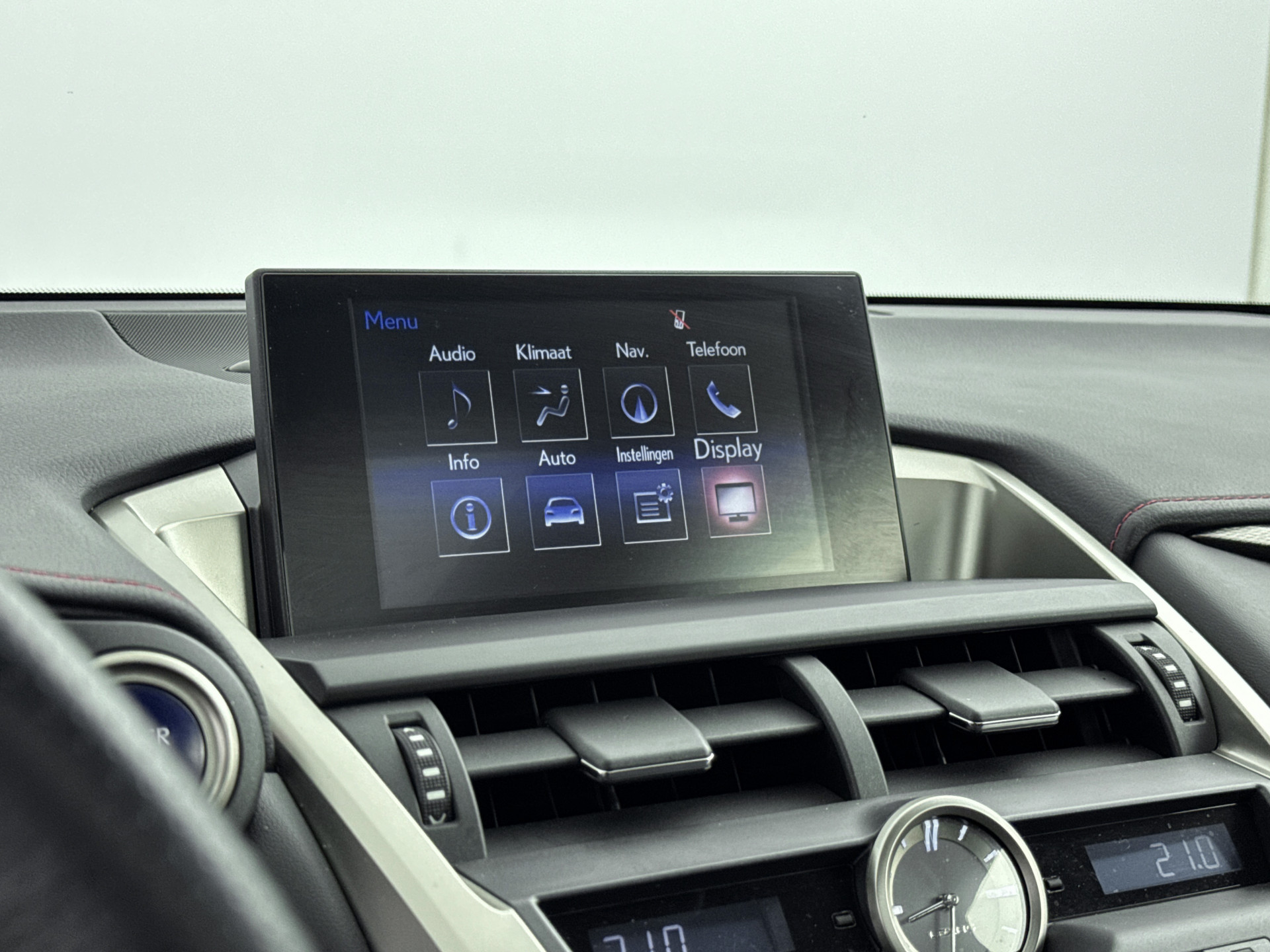 Foto van Lexus Lexus Nx300h