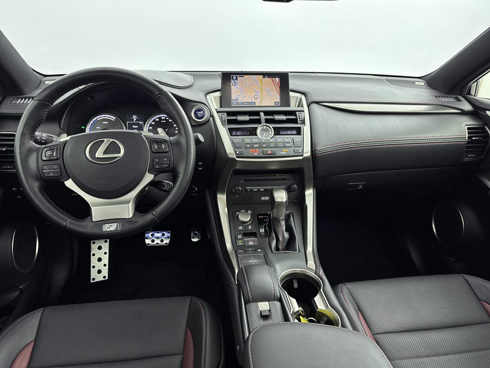 Foto van Lexus Lexus Nx300h