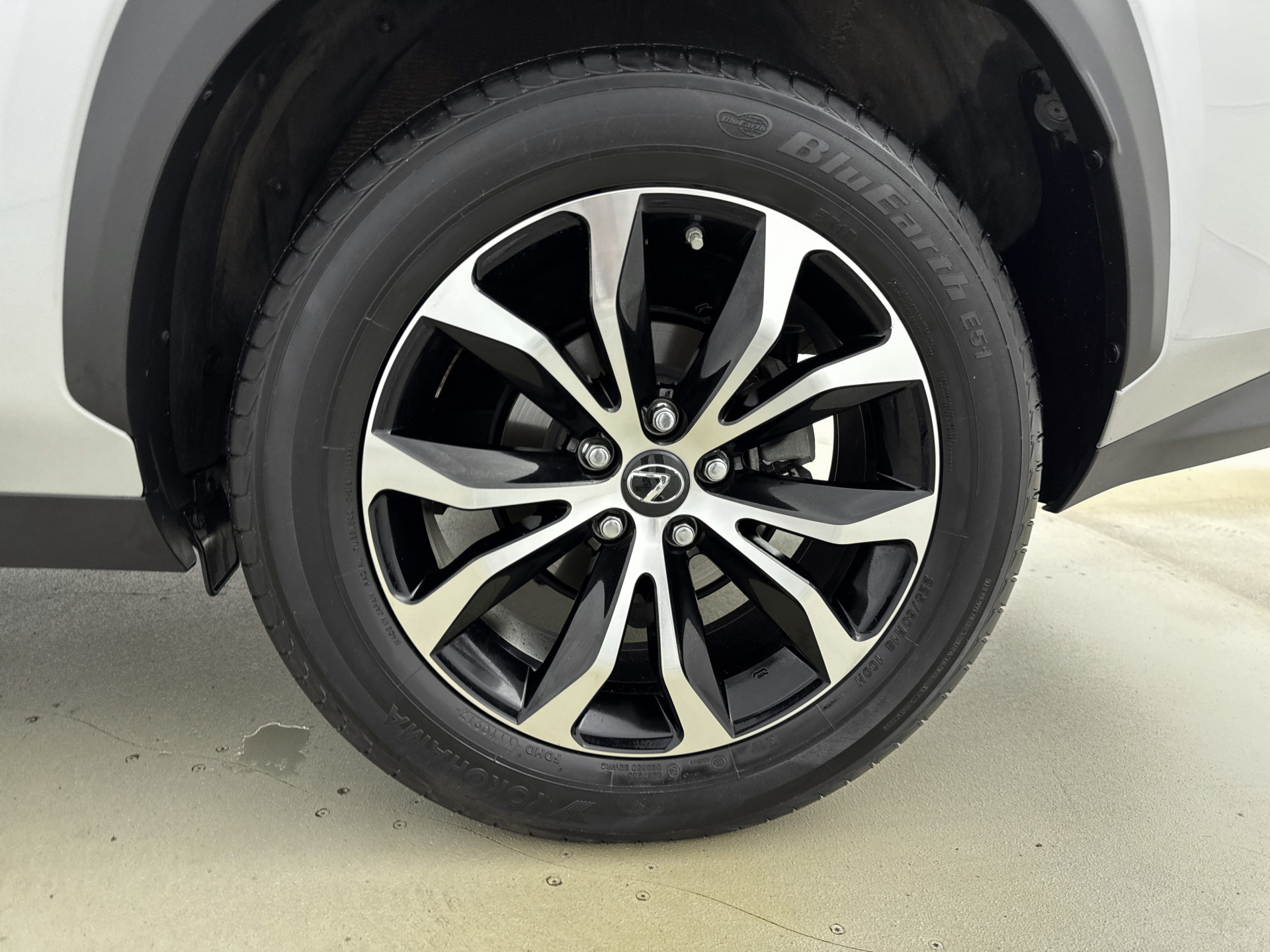 Foto van Lexus Lexus Nx300h