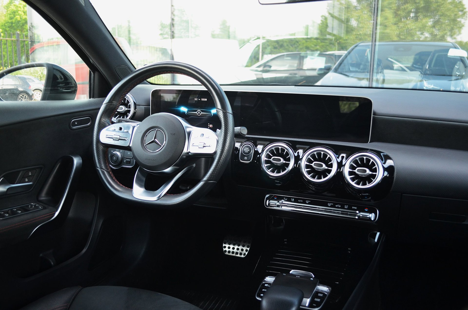 Foto van Mercedes-Benz A 200