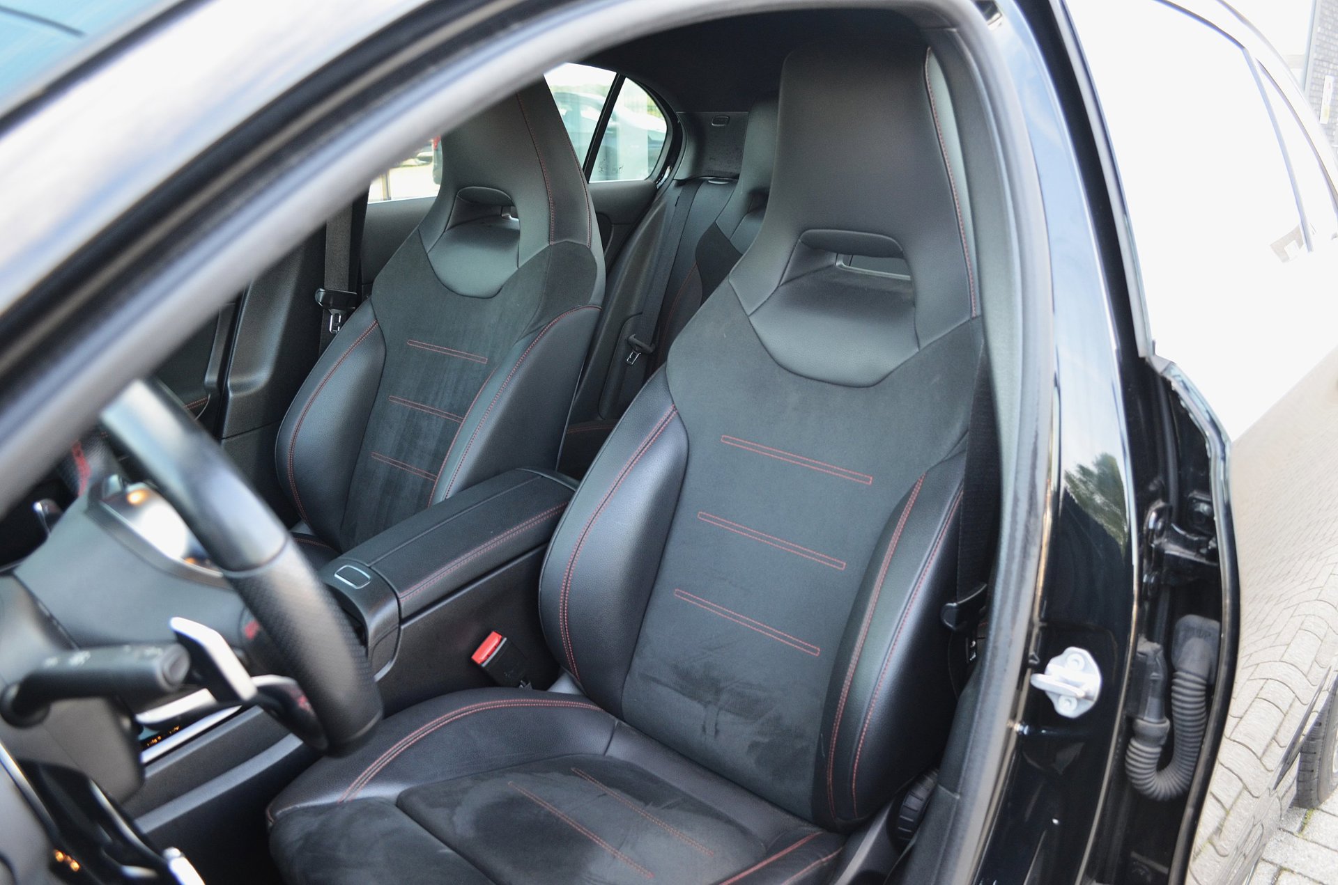 Foto van Mercedes-Benz A 200