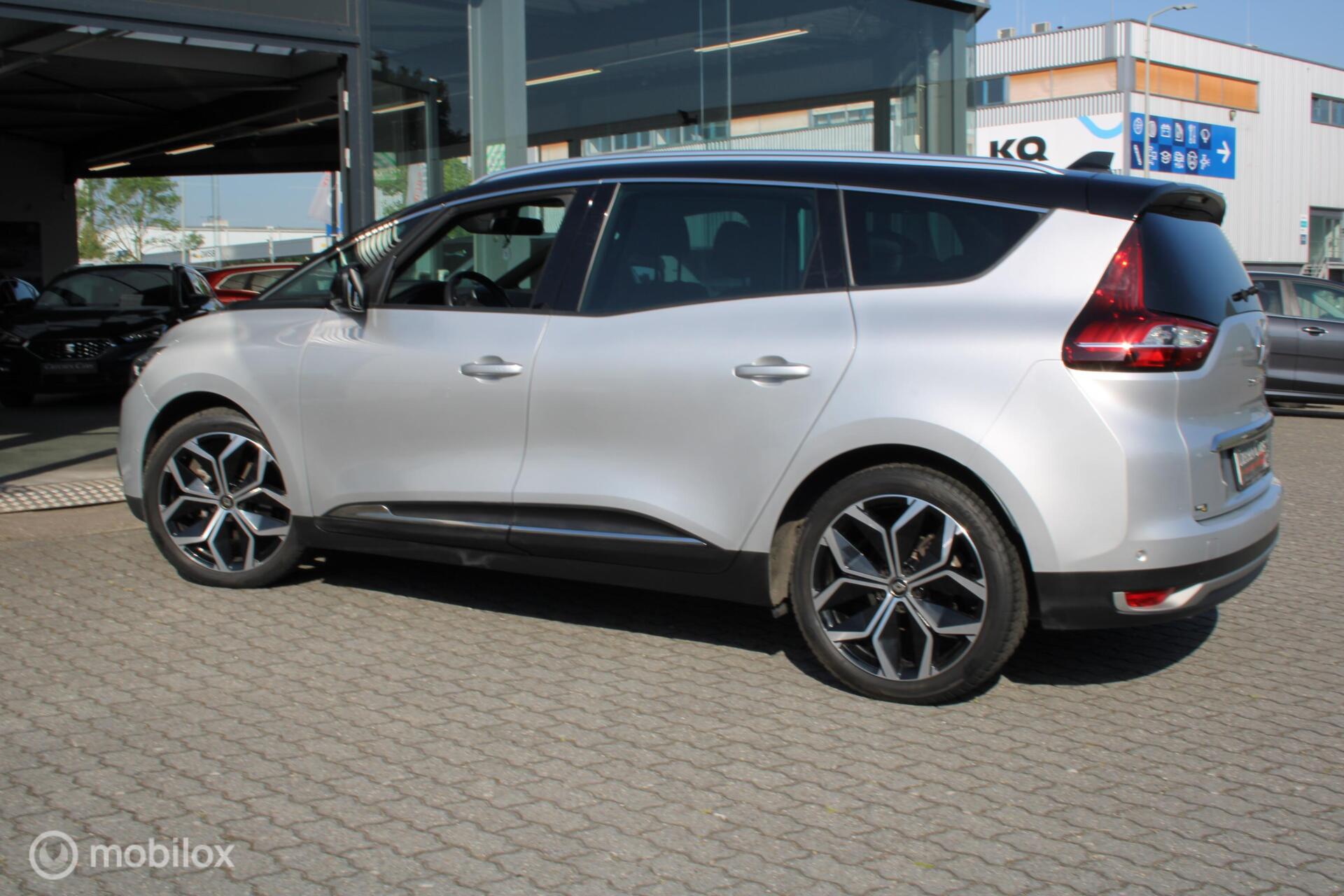 Foto van Renault Grand Scenic