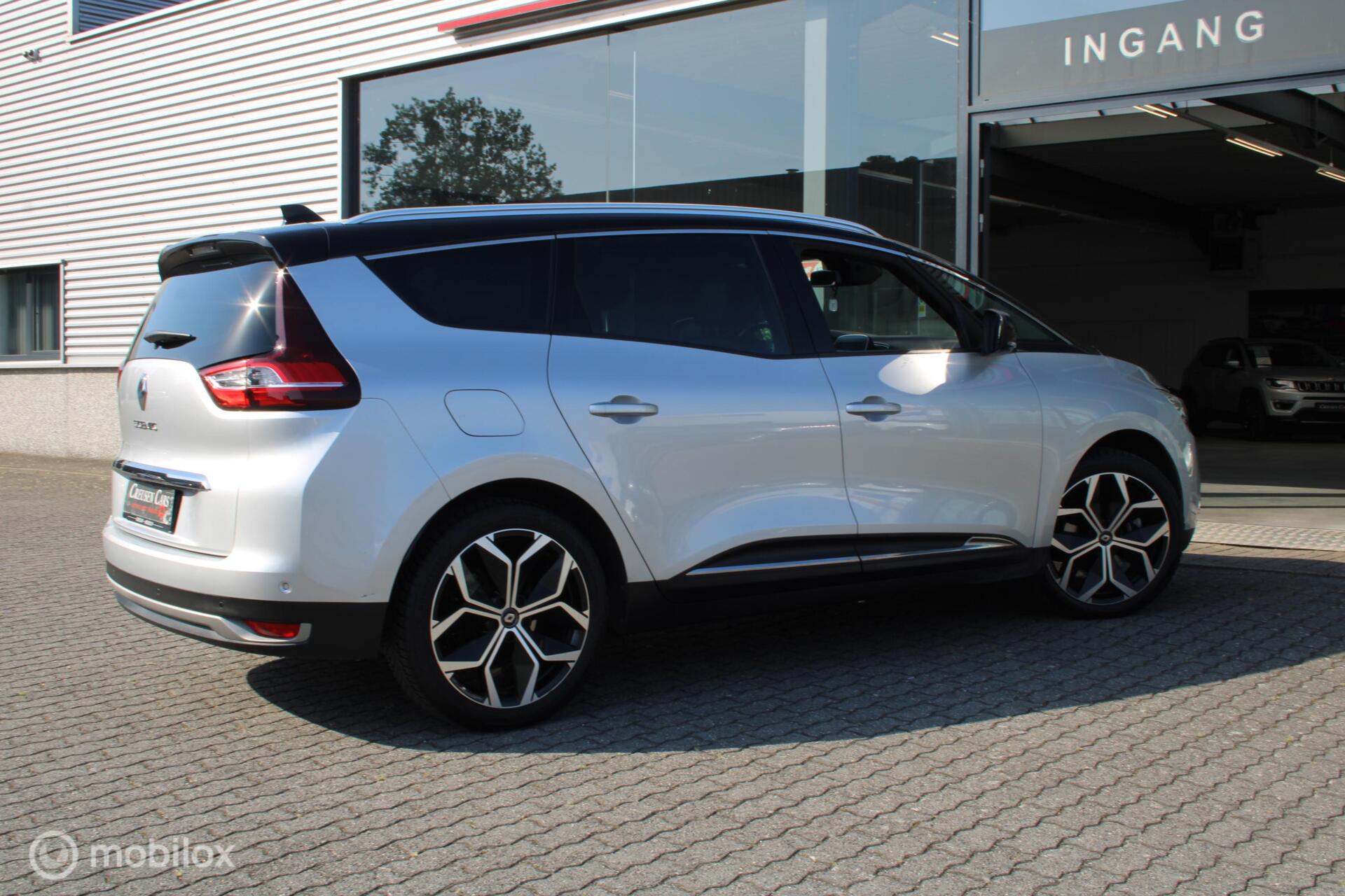 Foto van Renault Grand Scenic
