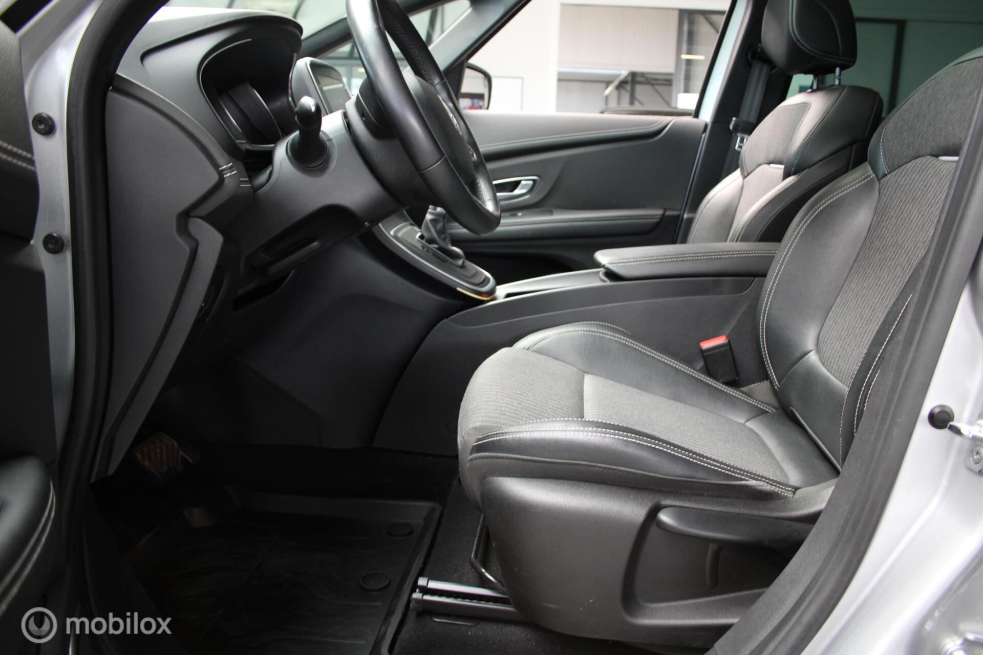 Foto van Renault Grand Scenic
