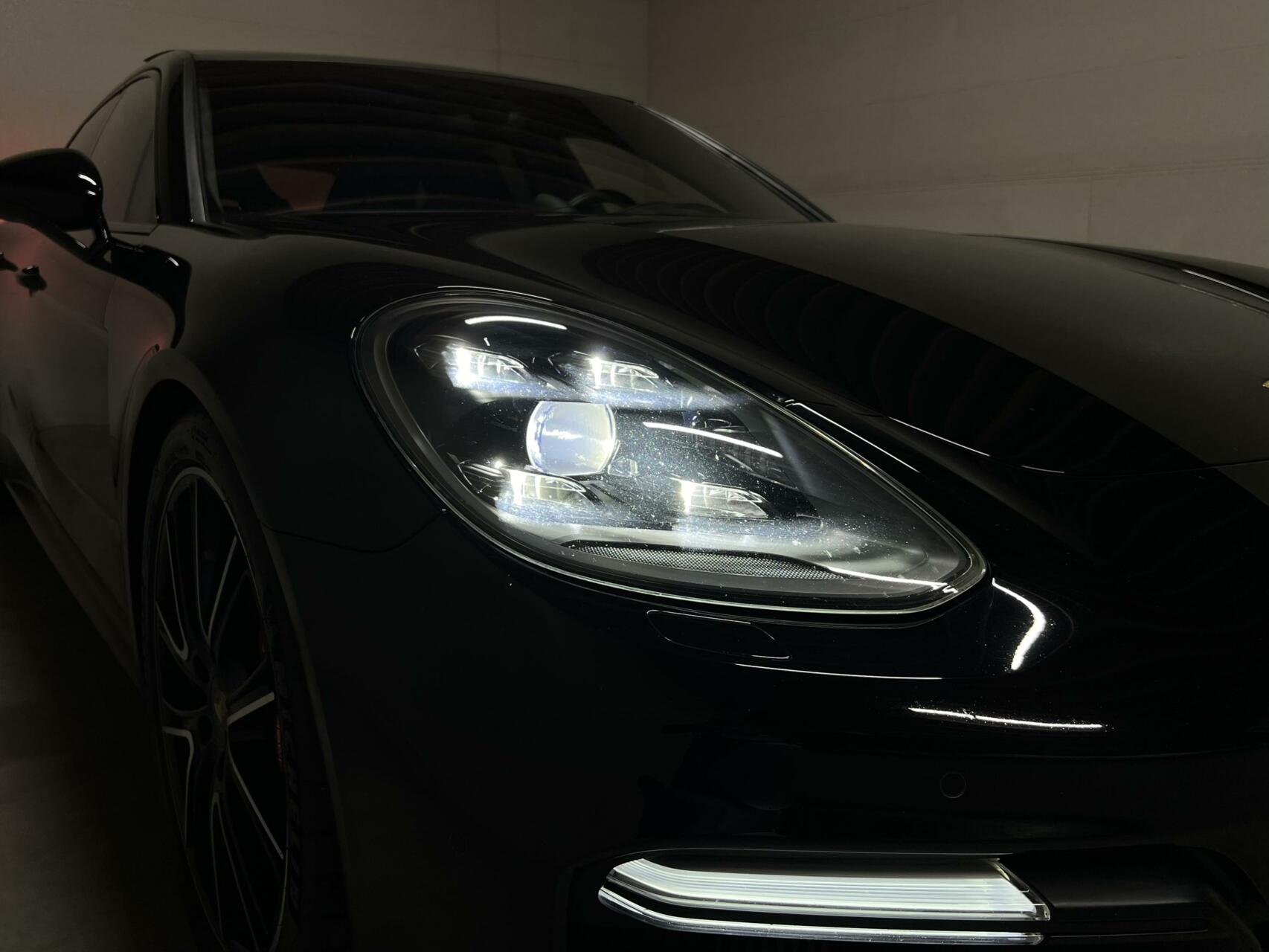 Foto van Porsche Panamera
