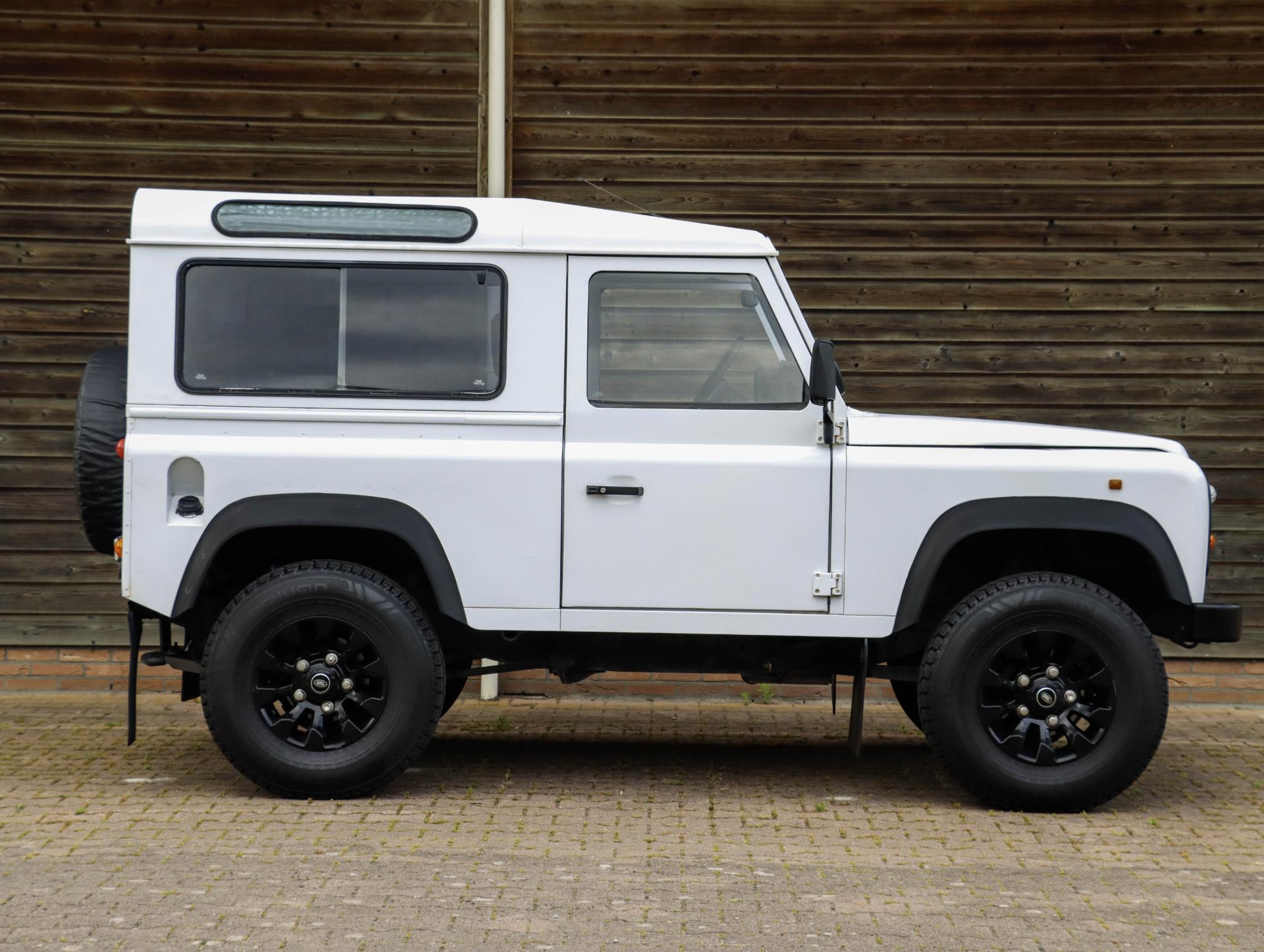 Foto van Land Rover Defender 90