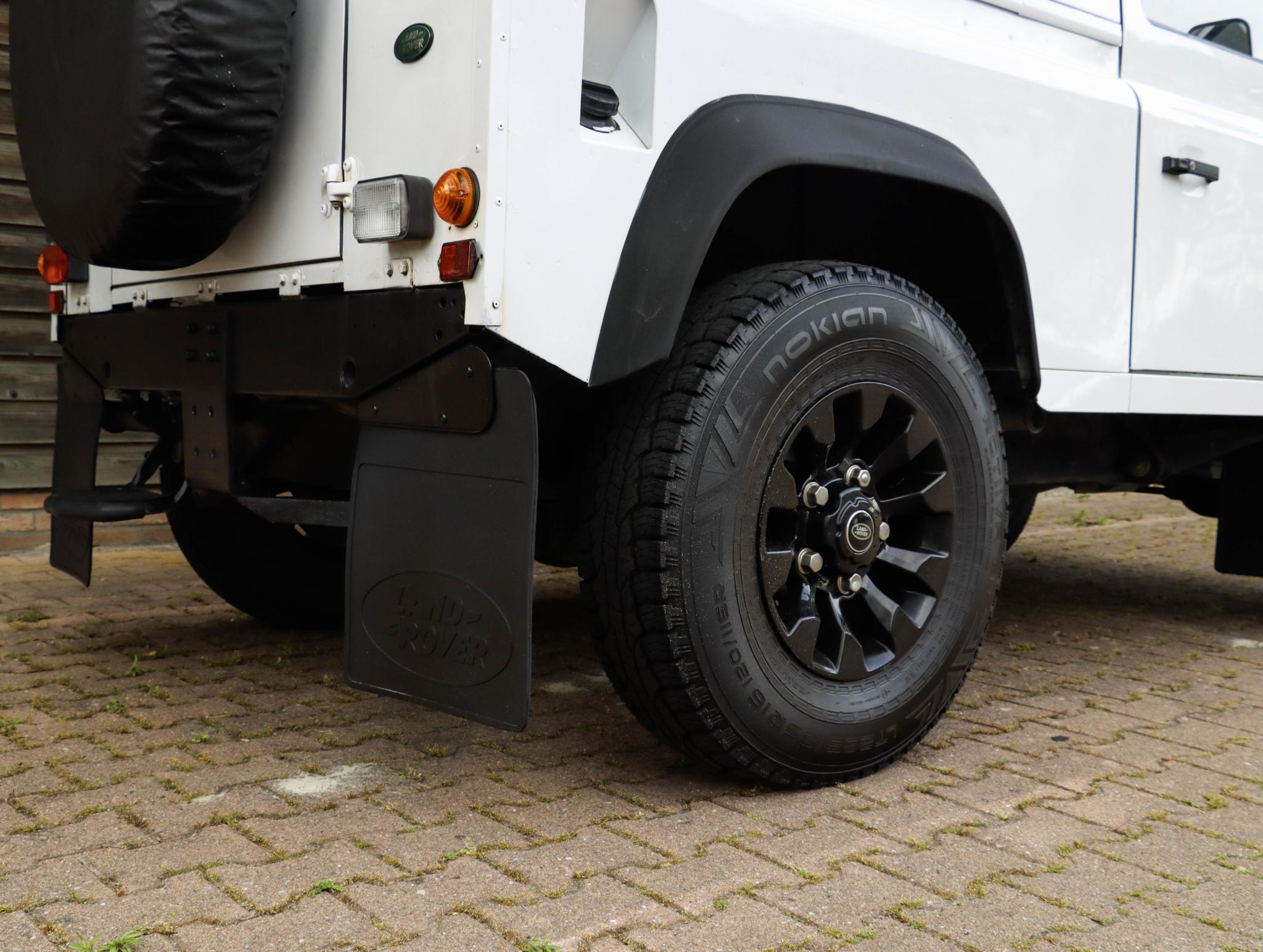Foto van Land Rover Defender 90
