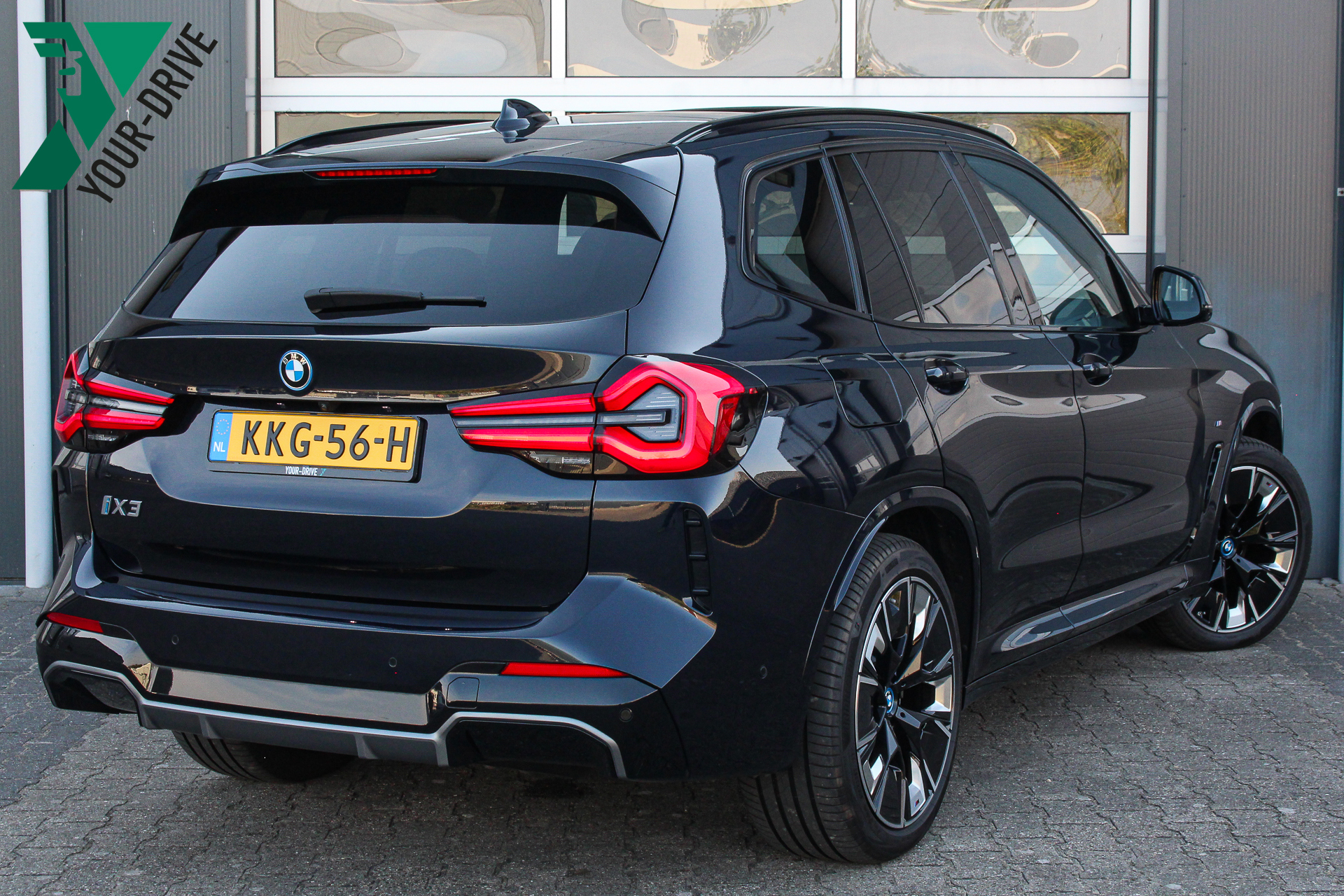 Foto van BMW Ix3