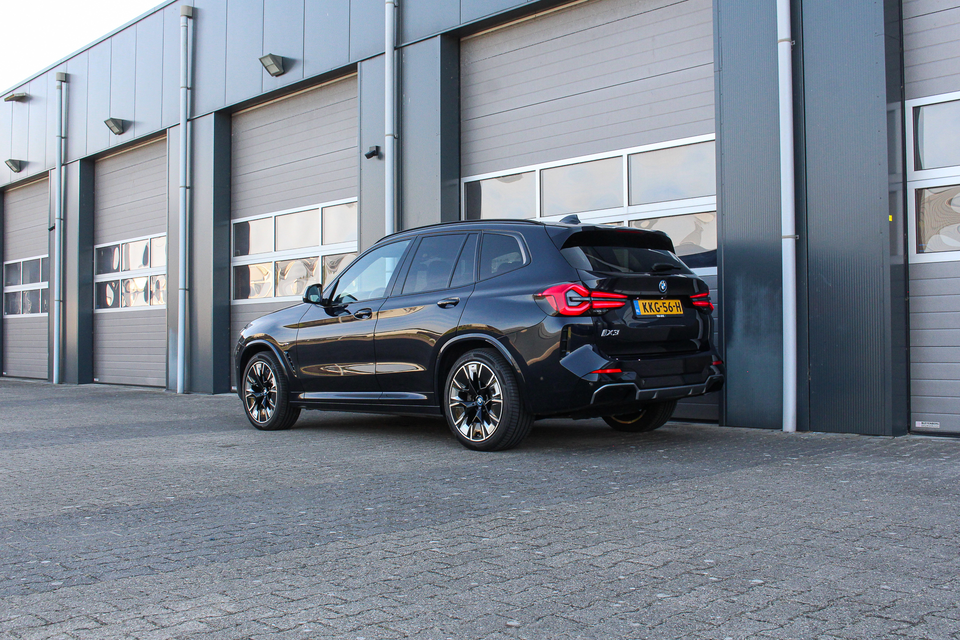 Foto van BMW Ix3