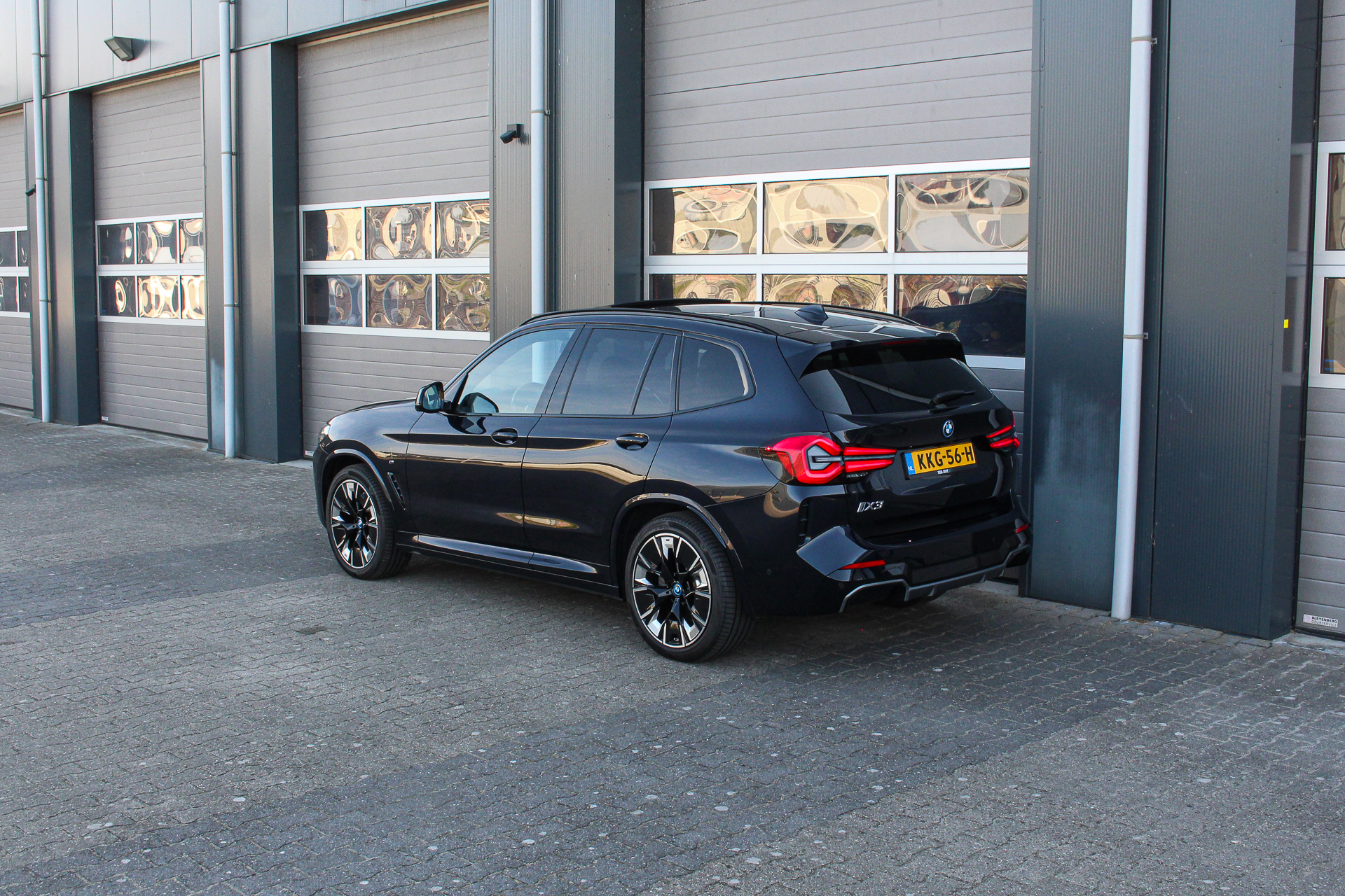 Foto van BMW Ix3