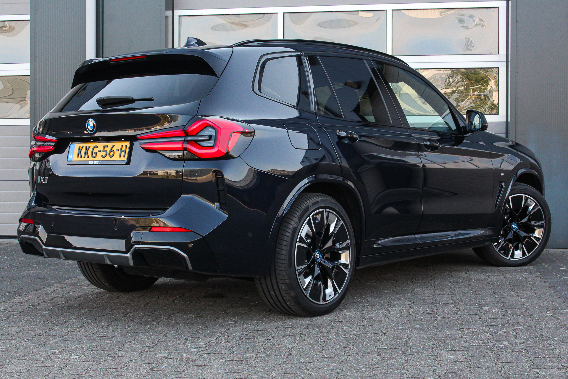 Foto van BMW Ix3