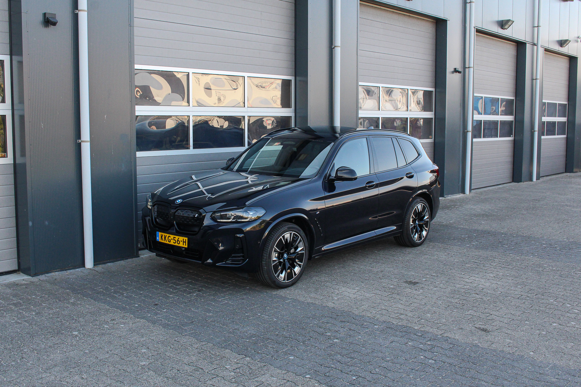Foto van BMW Ix3