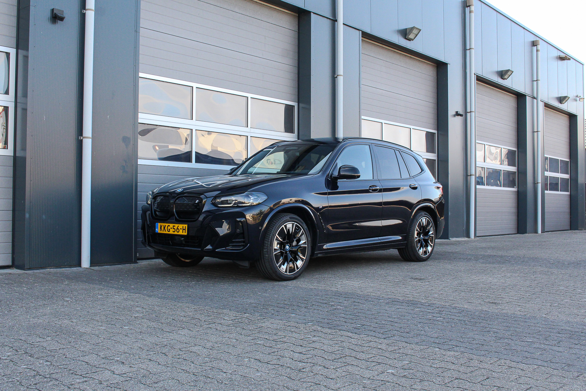 Foto van BMW Ix3
