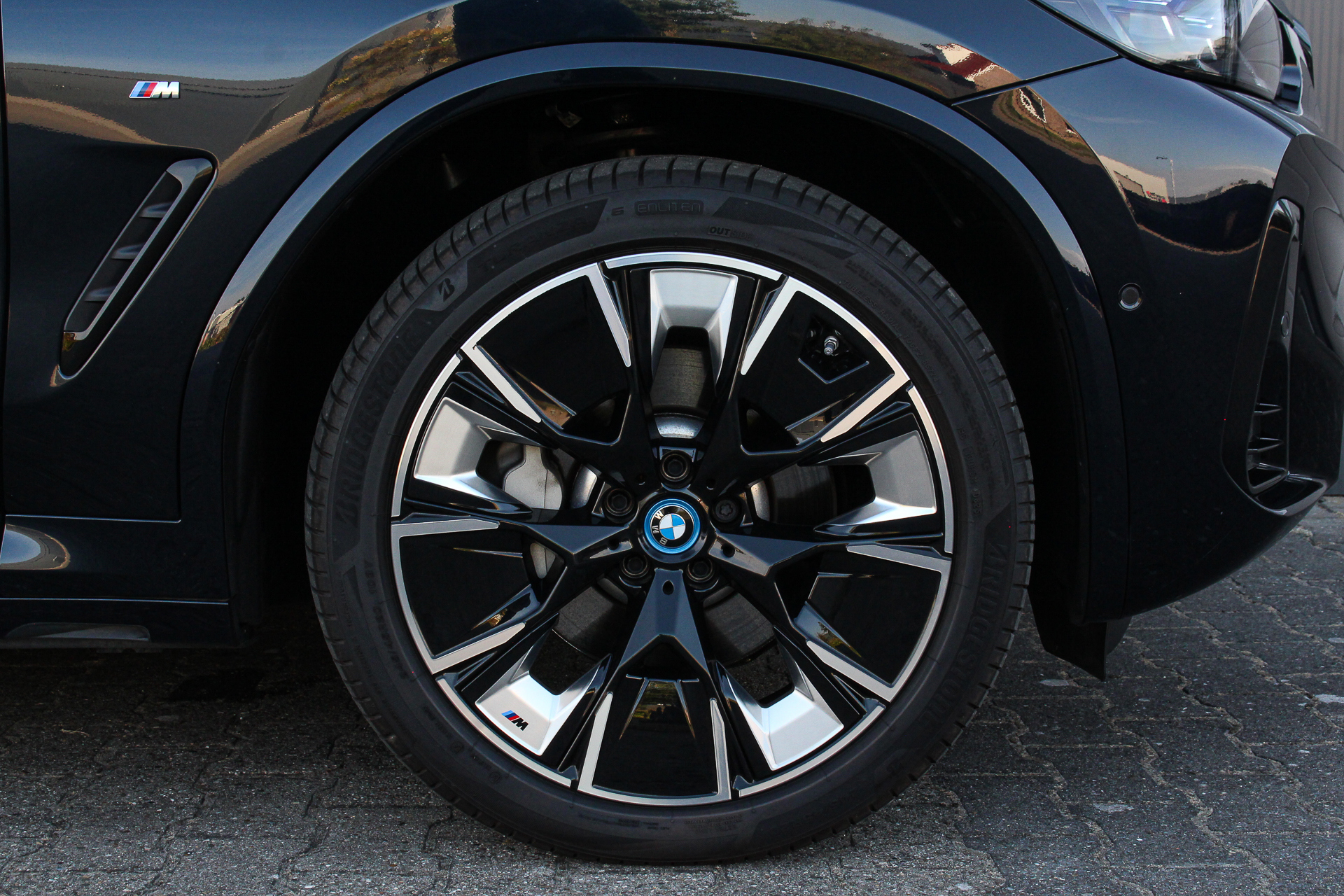 Foto van BMW Ix3
