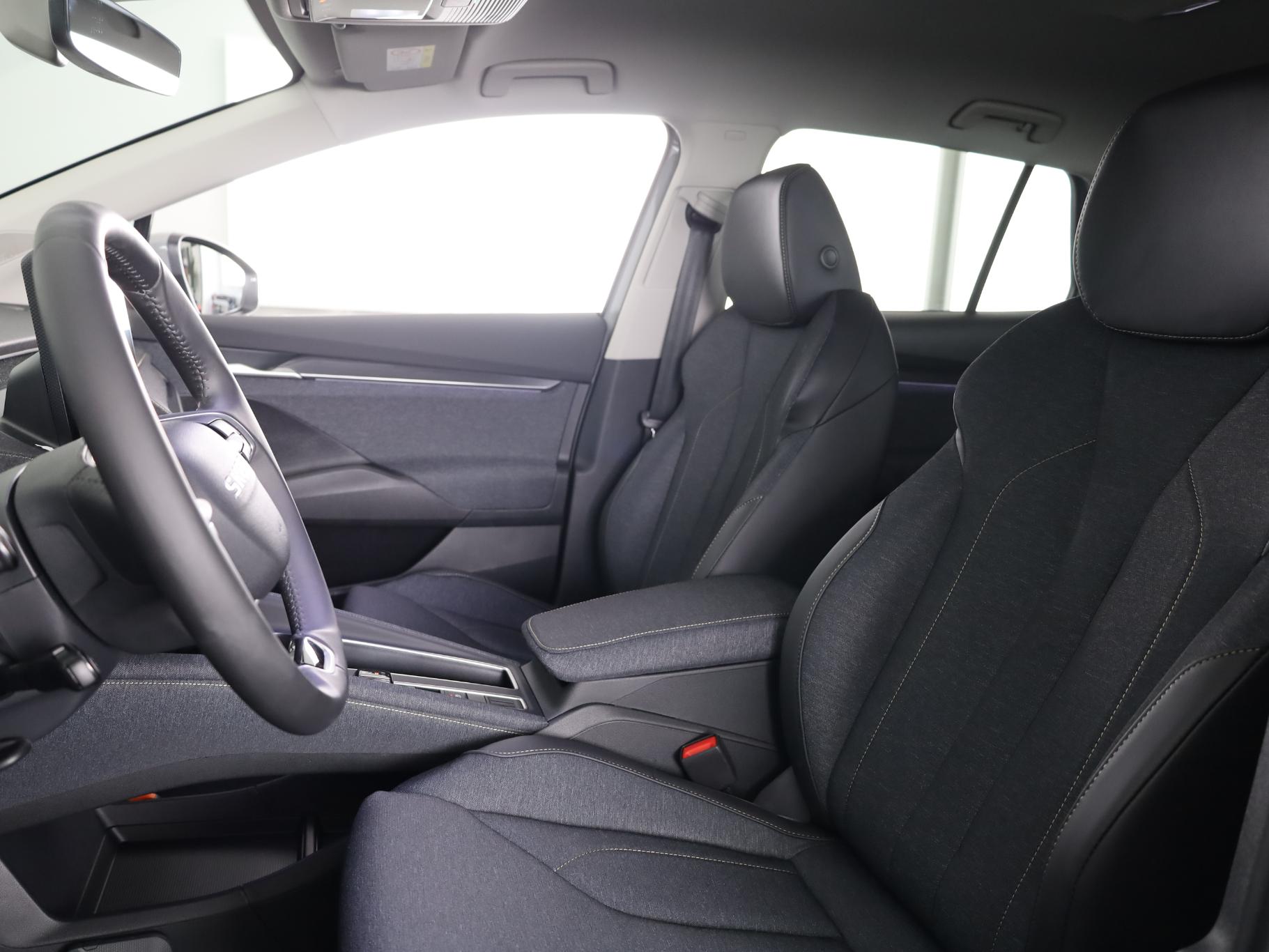 Foto van Skoda Elroq