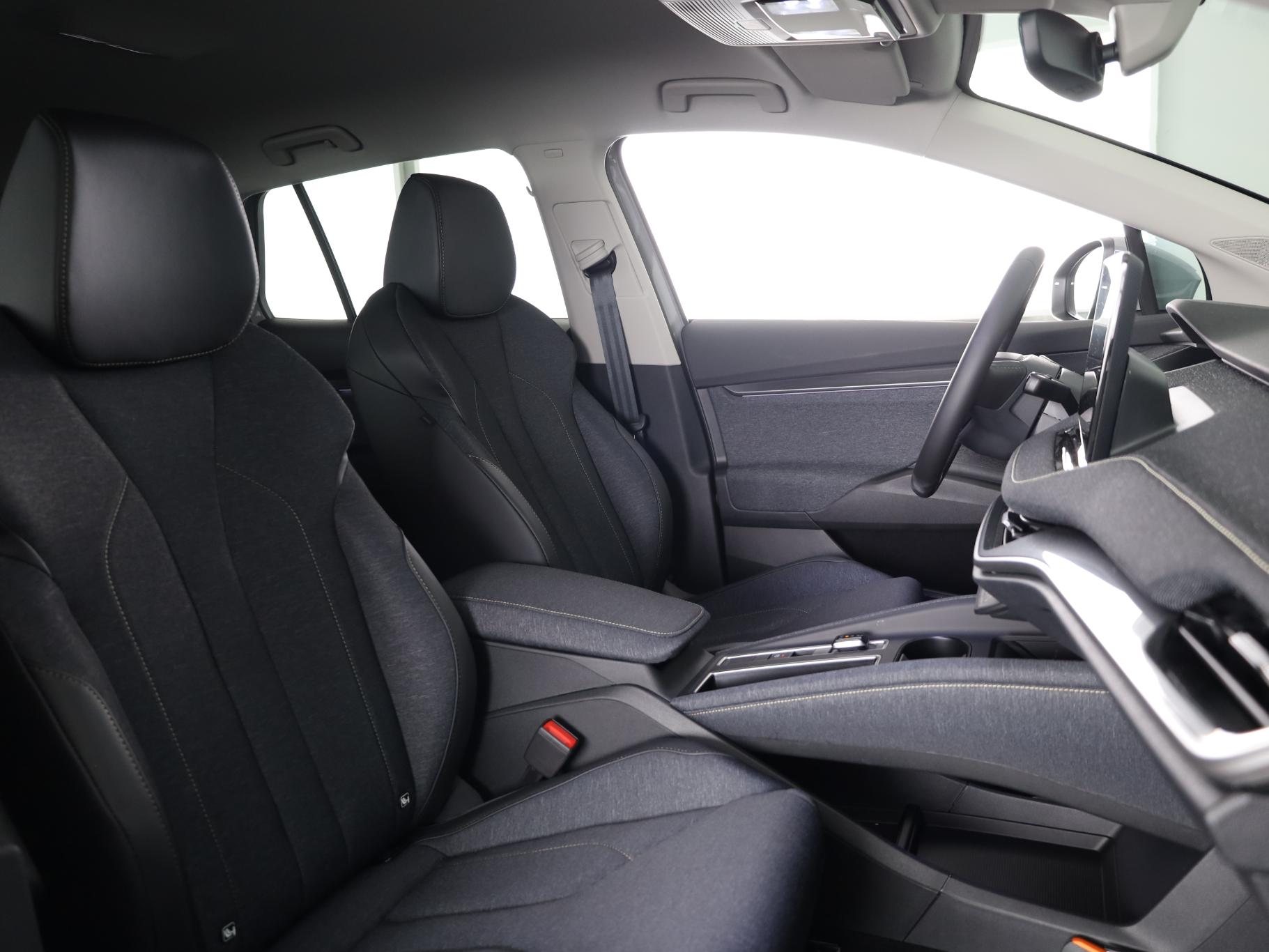 Foto van Skoda Elroq