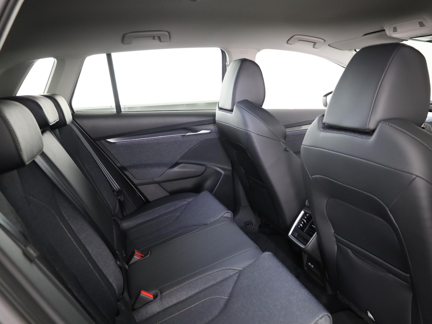 Foto van Skoda Elroq