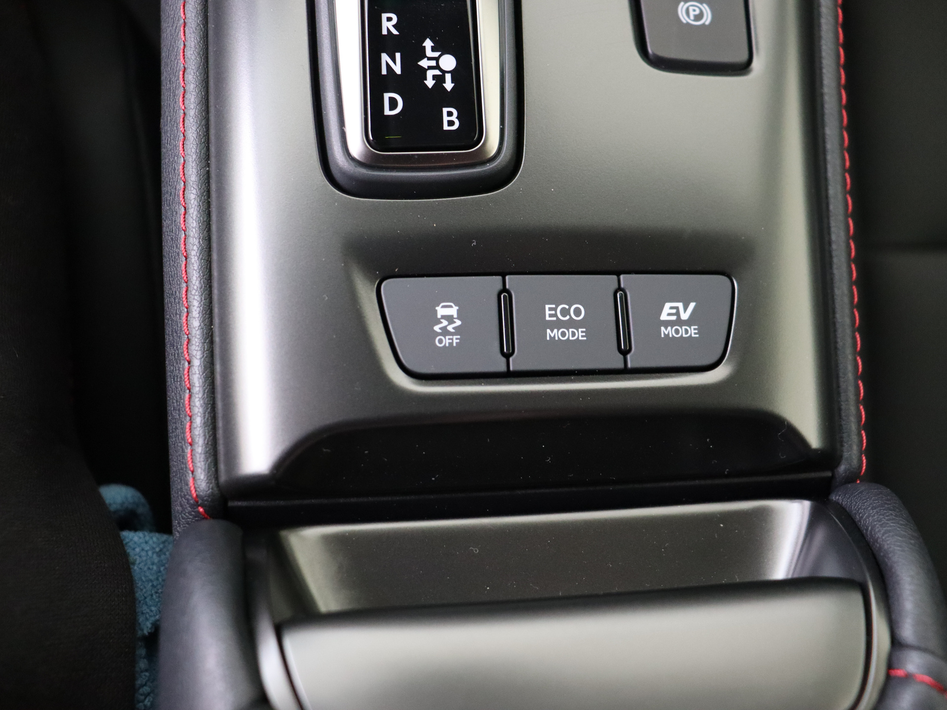 Foto van Lexus LBX