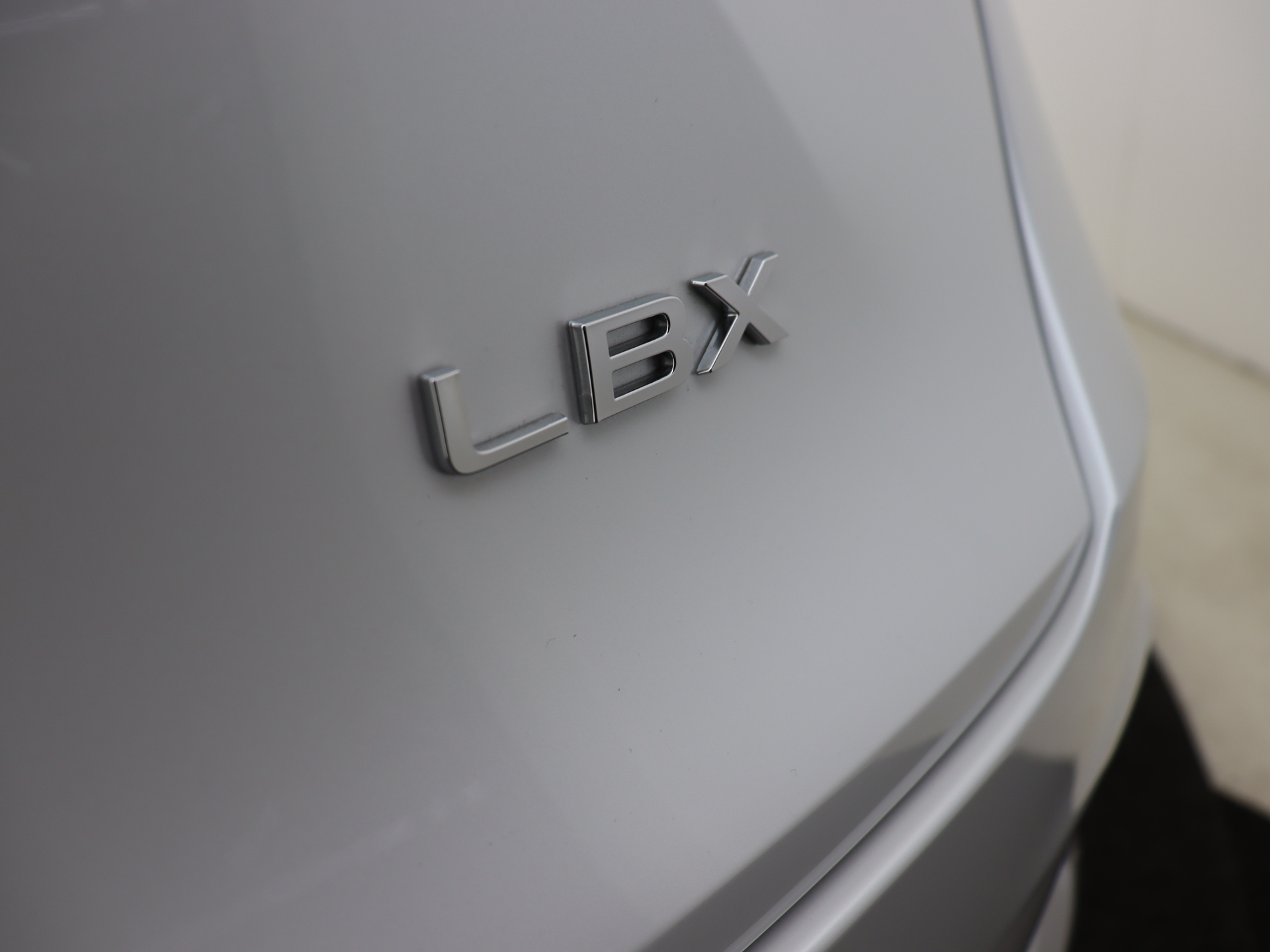 Foto van Lexus LBX