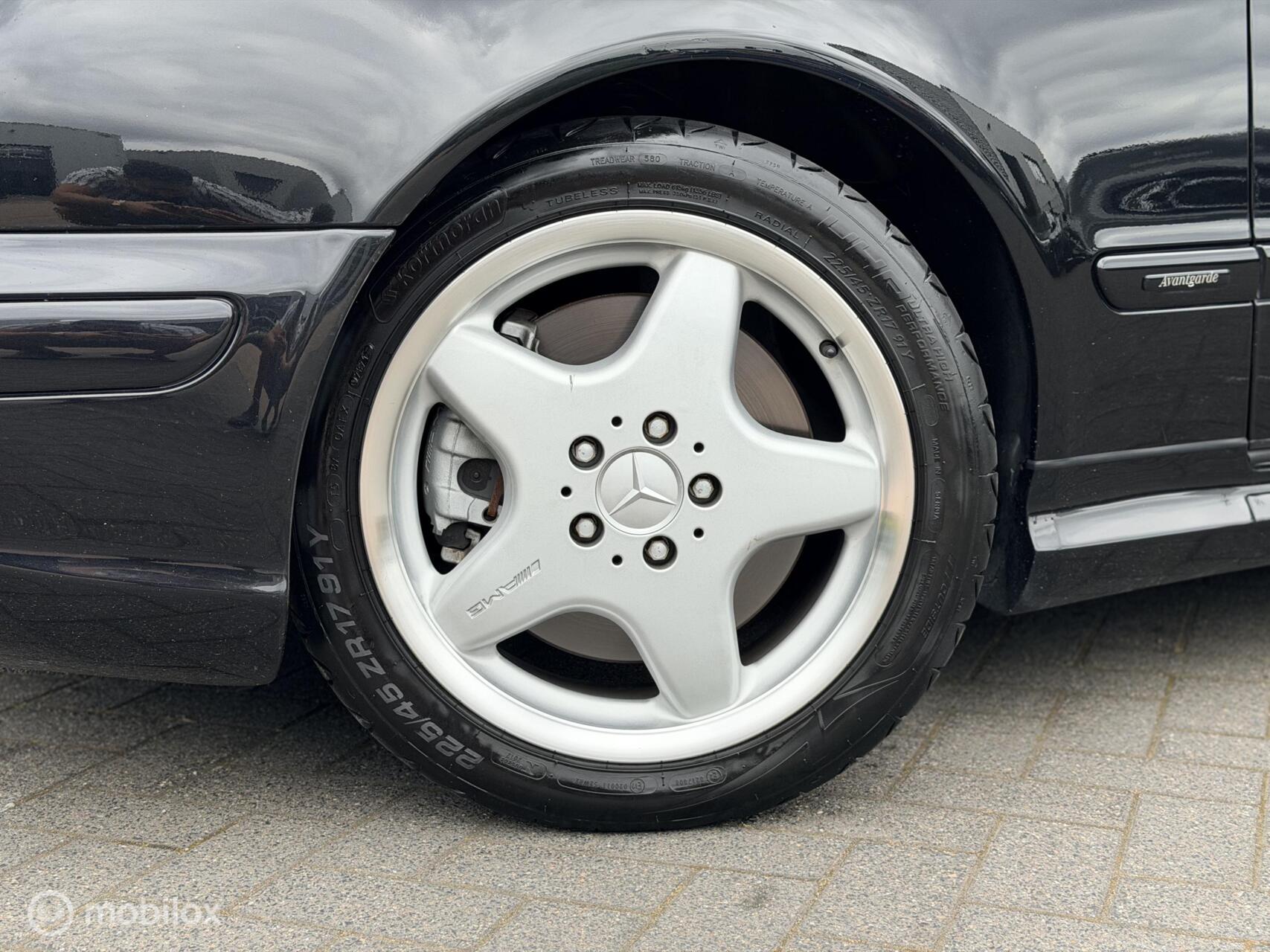 Foto van Mercedes-Benz CLK 55 AMG