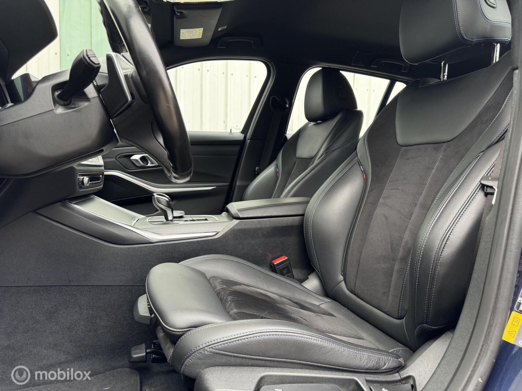 Foto van BMW 330e xDrive