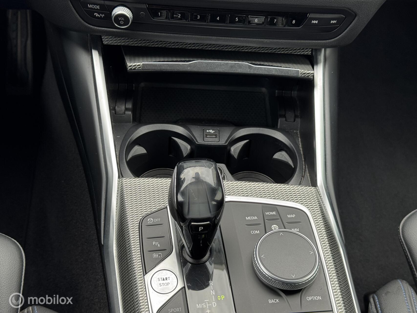 Foto van BMW 330e xDrive