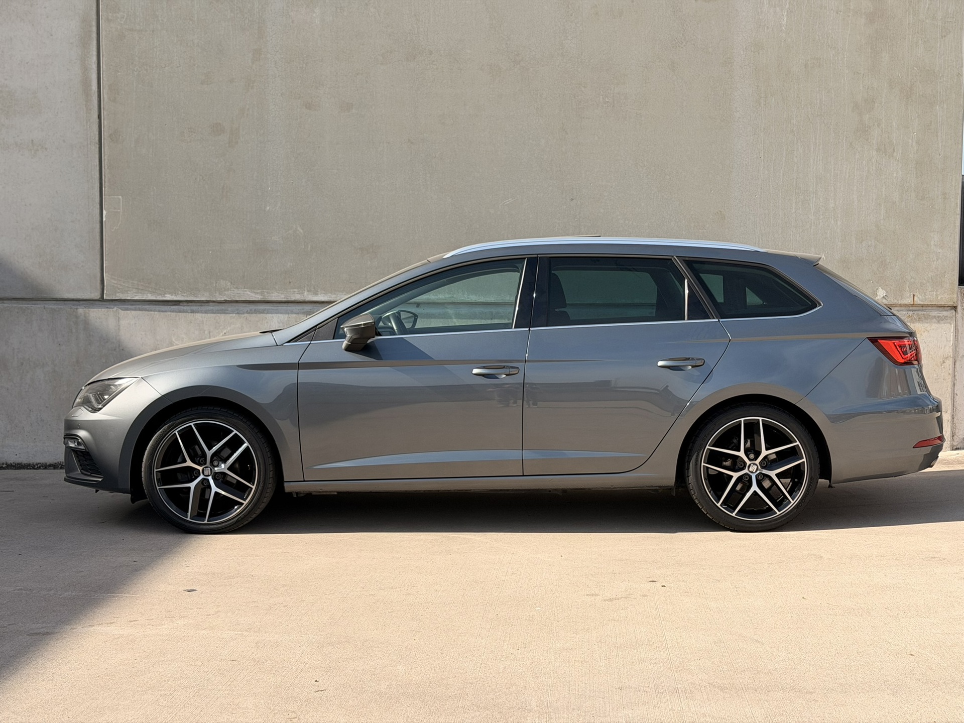 Foto van Seat Leon ST FR