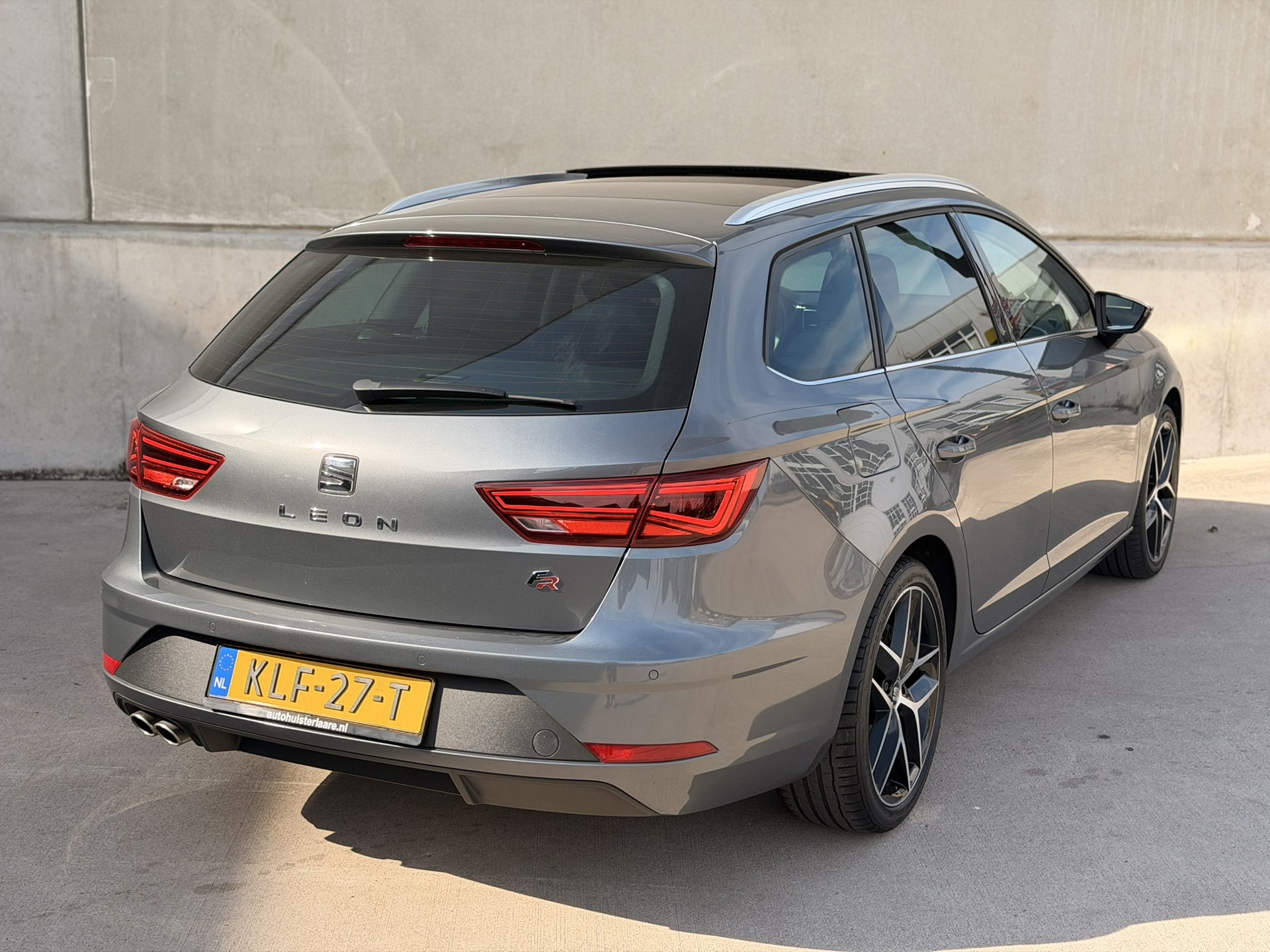 Foto van Seat Leon ST FR