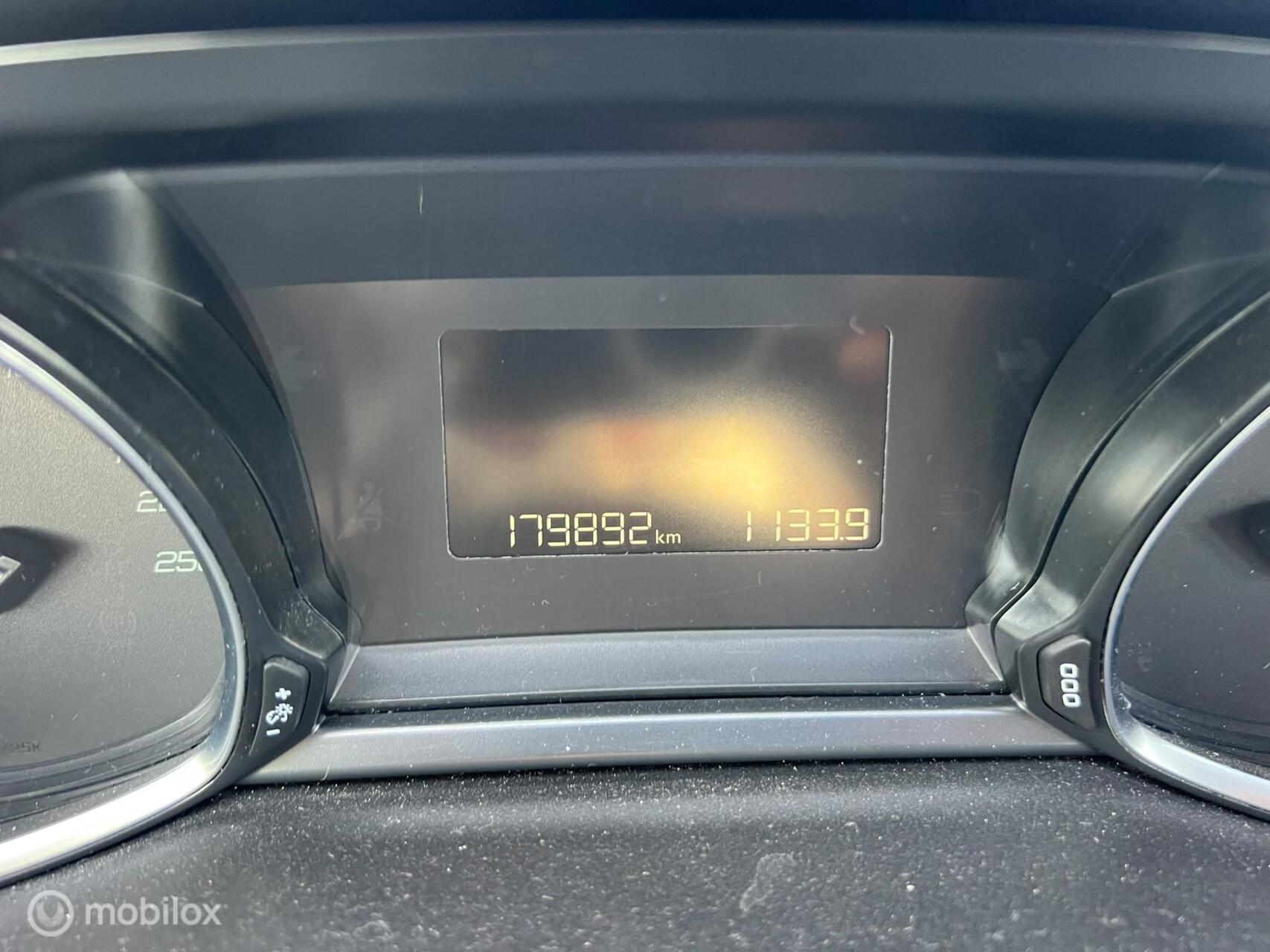 Foto van Peugeot 308 SW