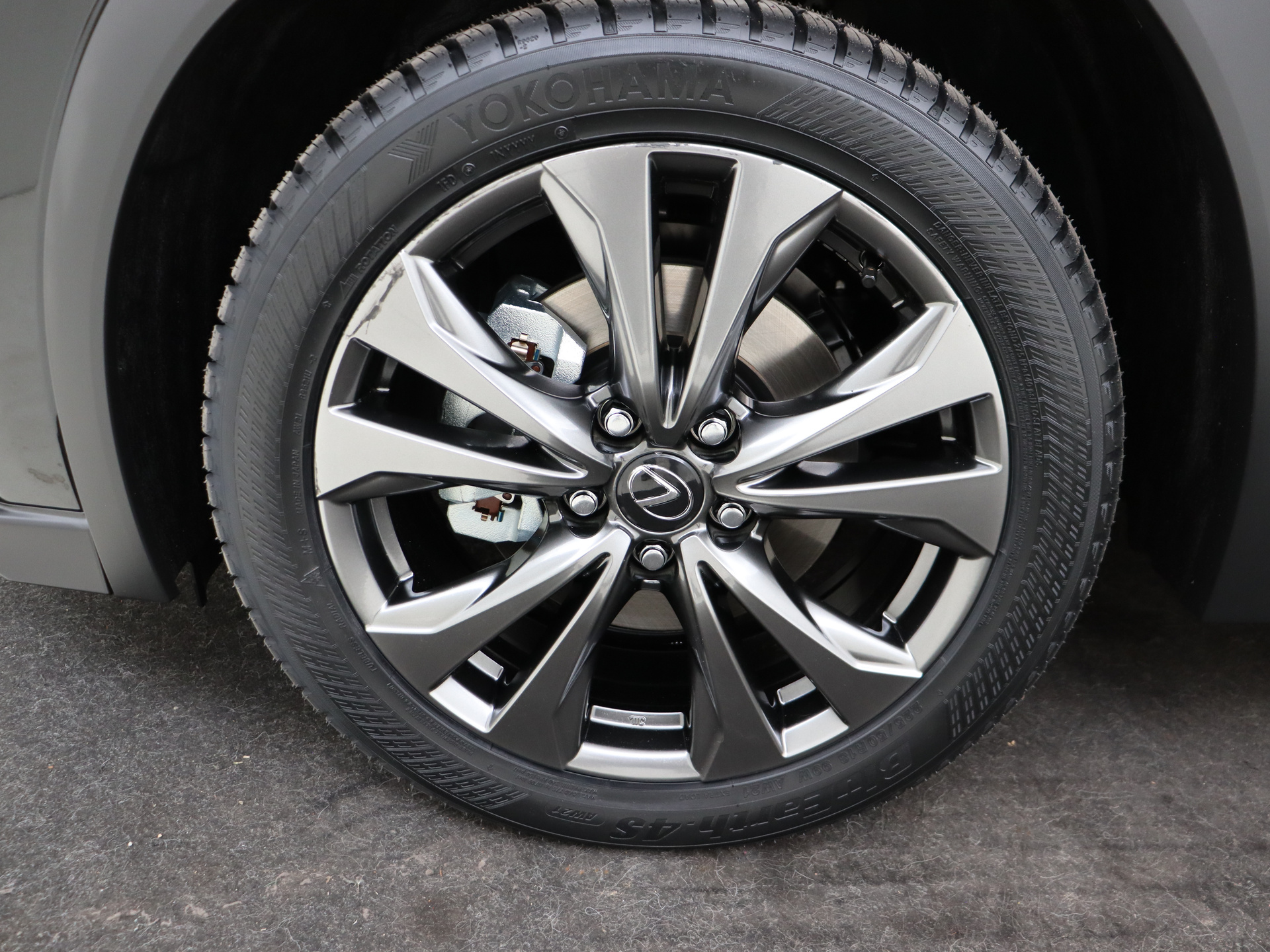 Foto van Lexus Ux