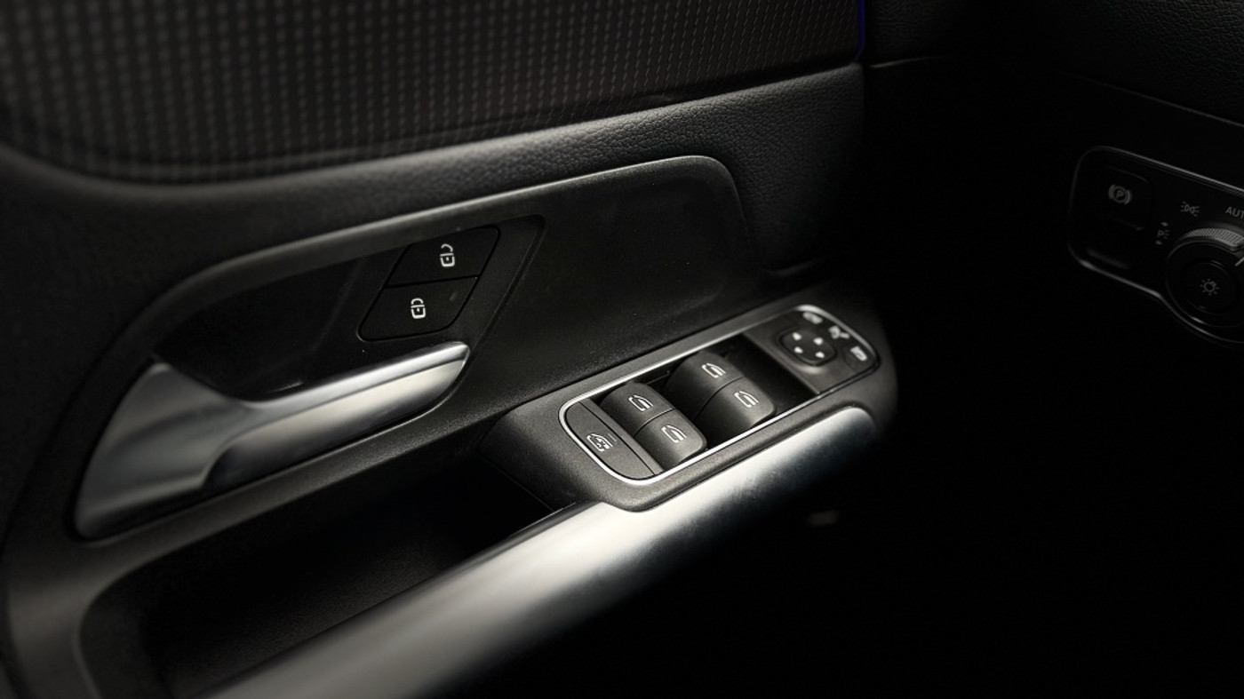Foto van Mercedes-Benz Eqa