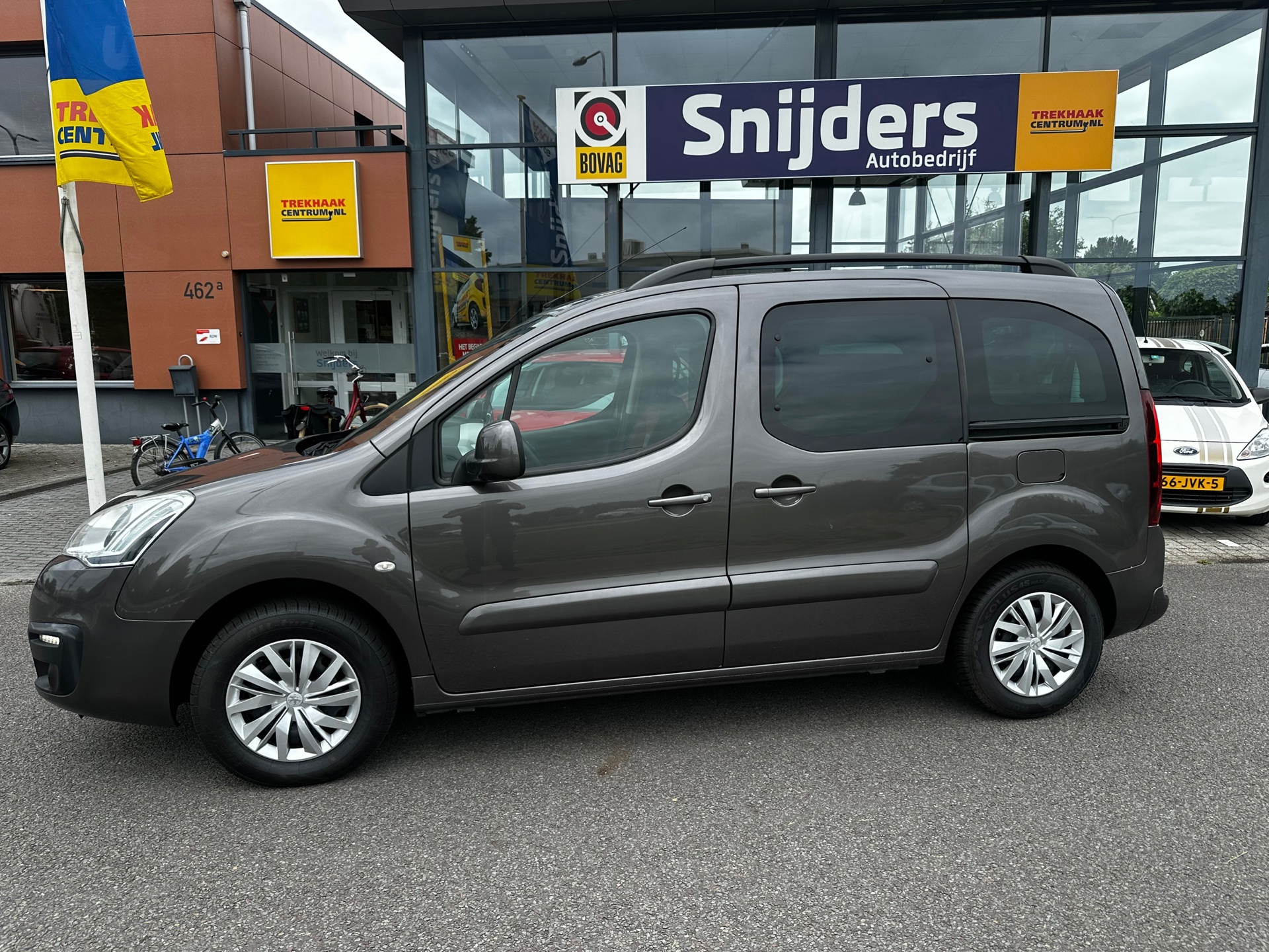 Foto van Peugeot Partner Tepee