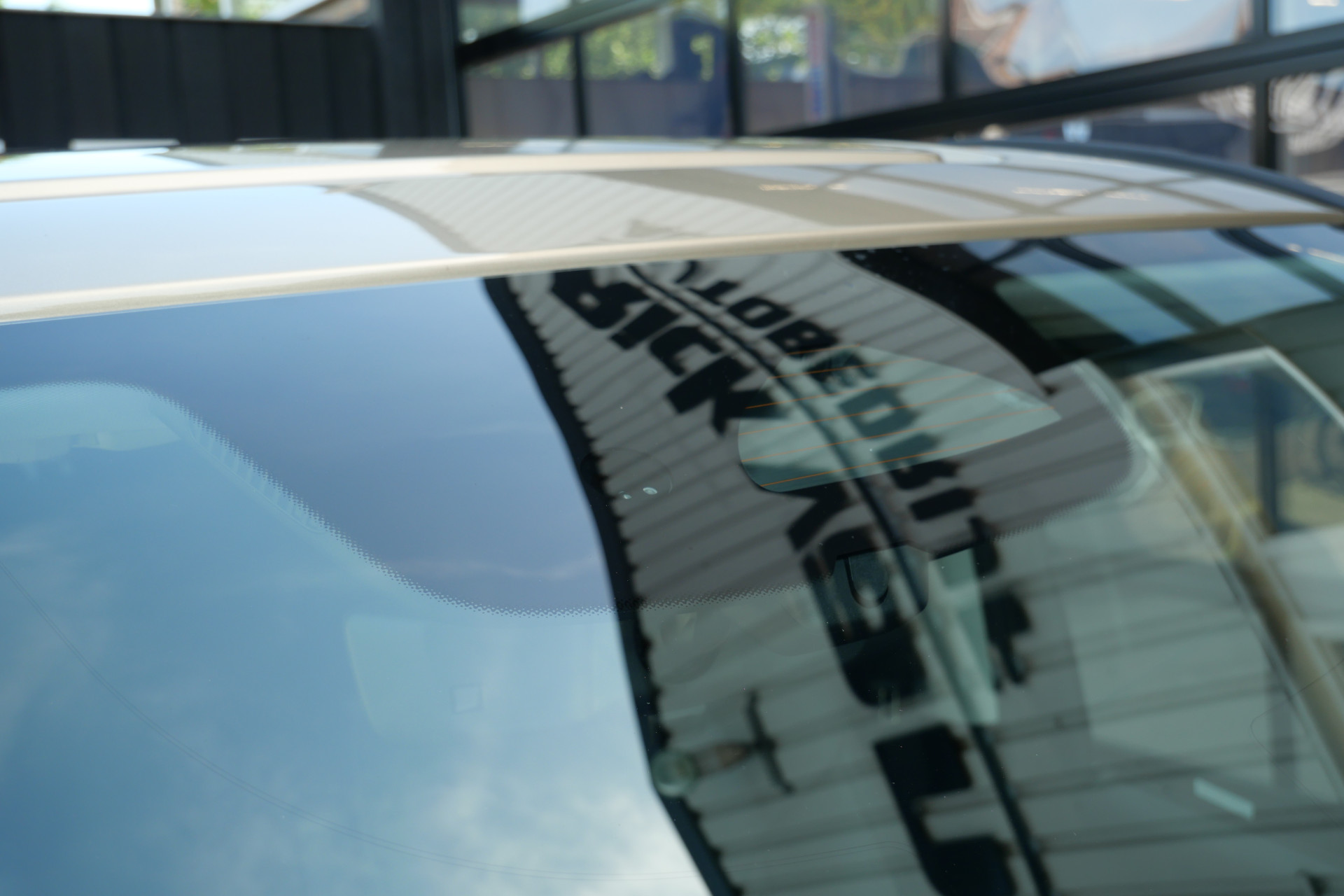 Foto van Mercedes-Benz Eqv