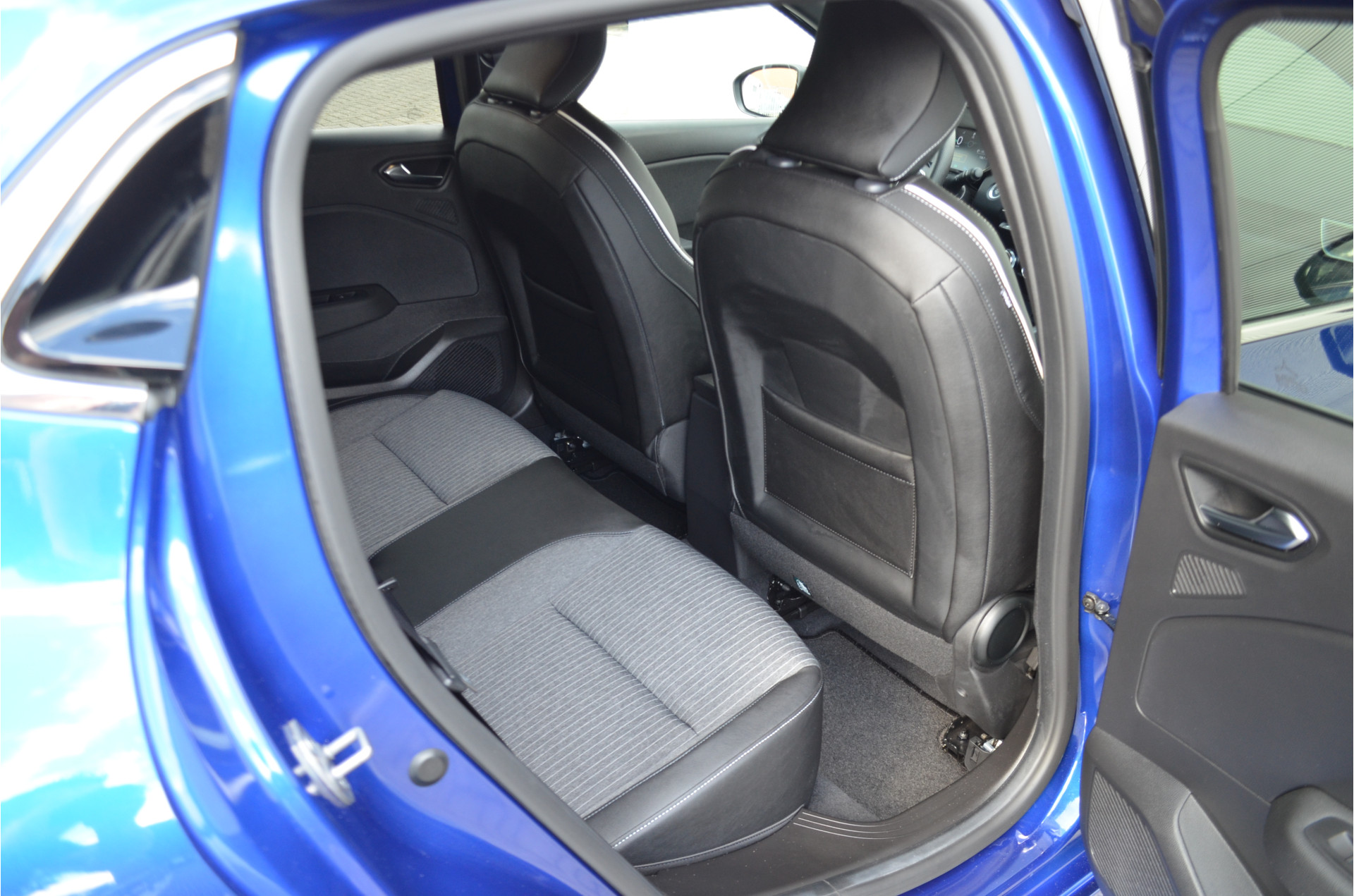 Foto van Mitsubishi Colt