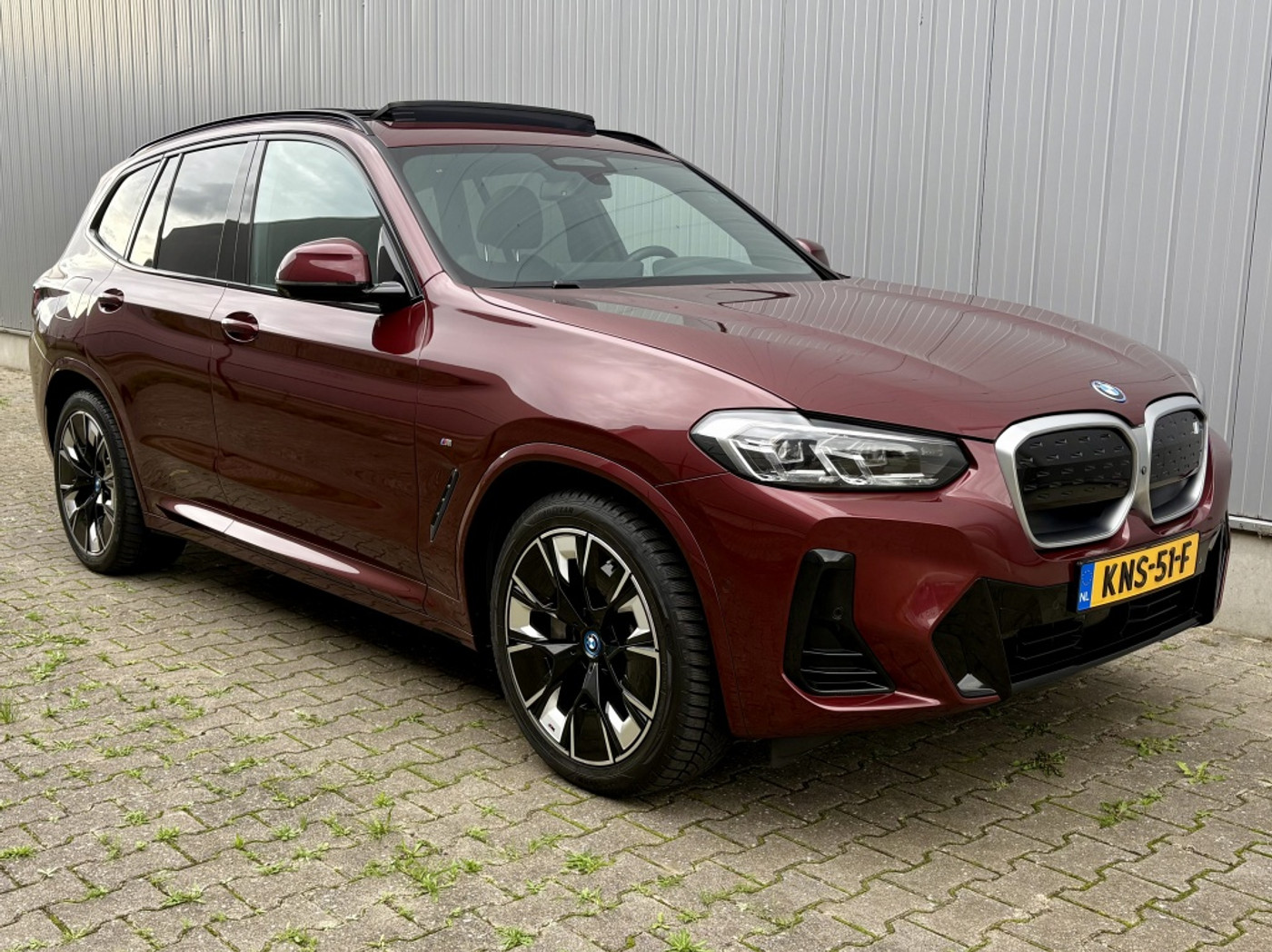 Foto van BMW Ix3