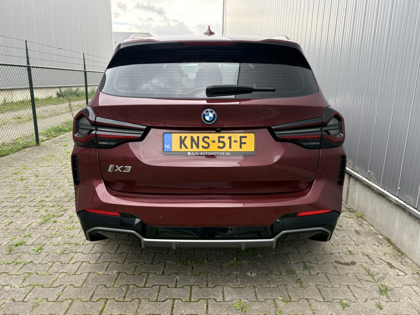 Foto van BMW Ix3
