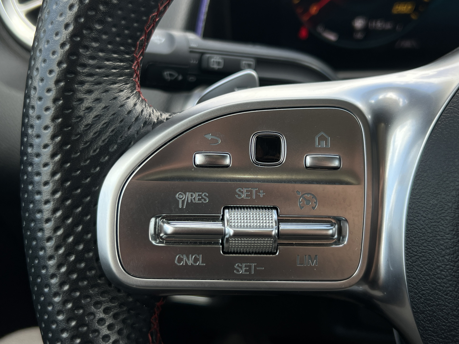 Foto van Mercedes-Benz GLB