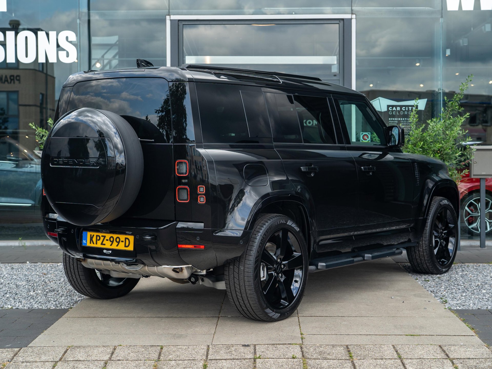 Foto van Land Rover Defender 110