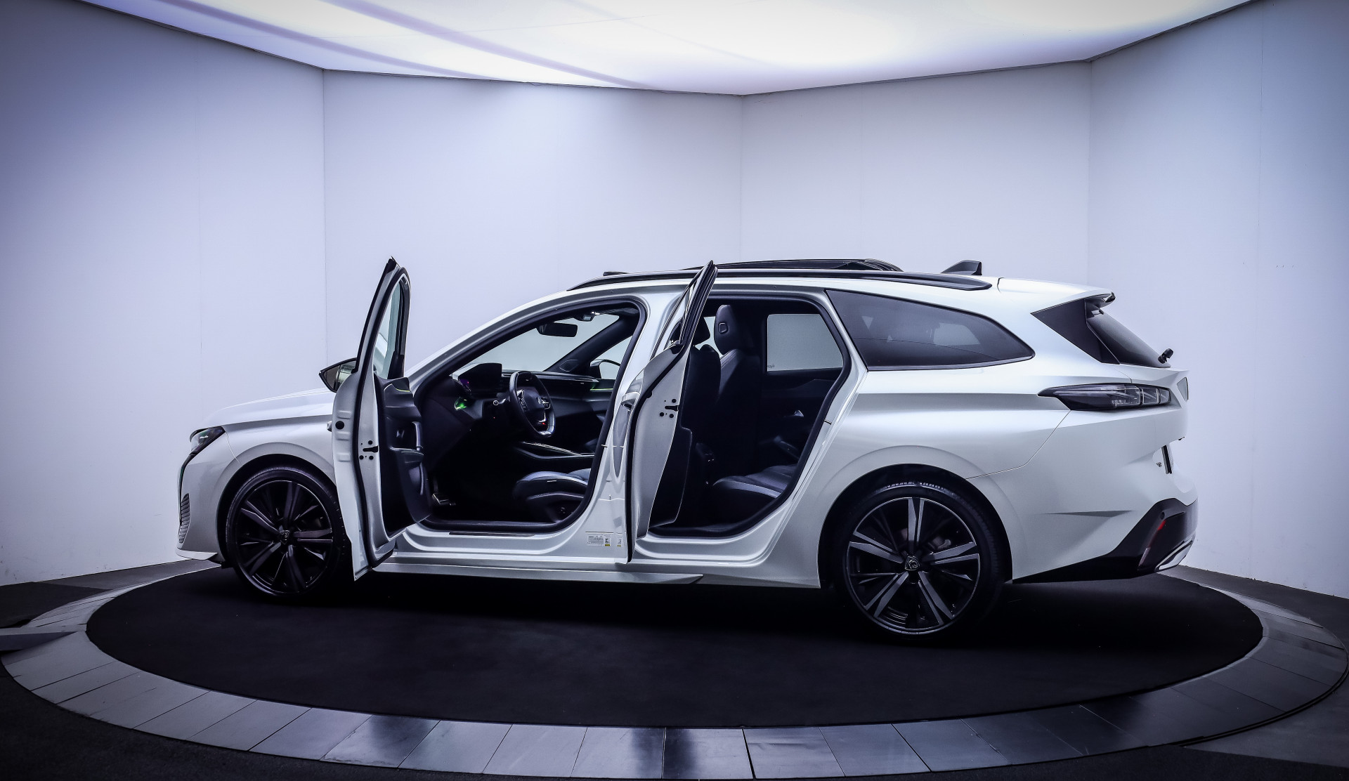 Foto van Peugeot 308 SW