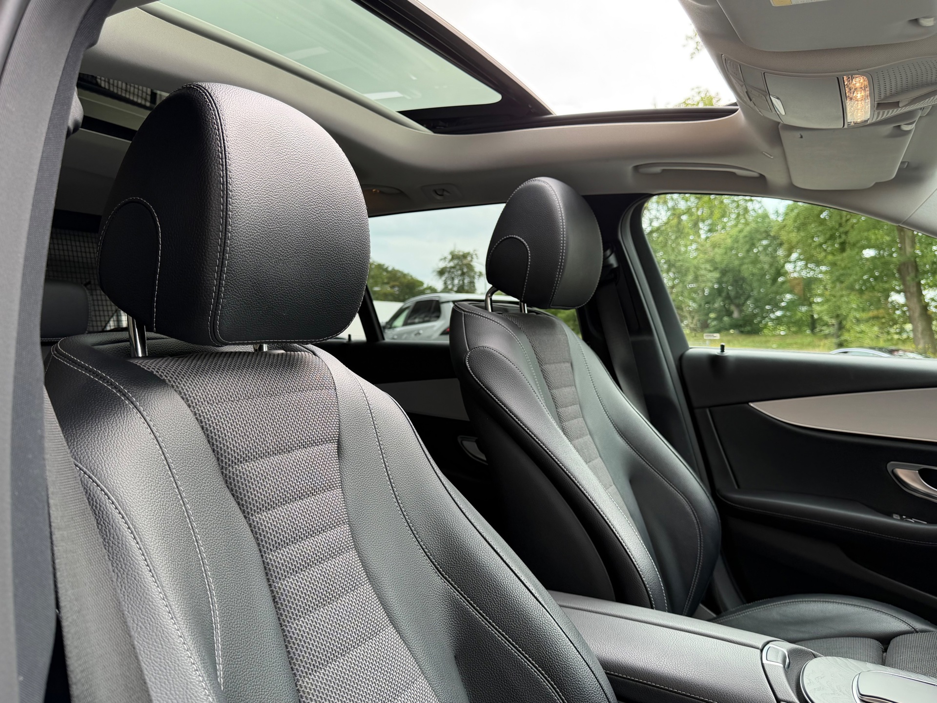 Foto van Mercedes-Benz E-klasse Estate