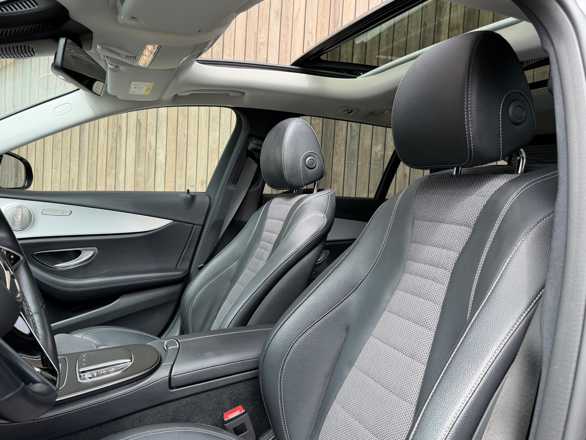 Foto van Mercedes-Benz E-klasse Estate