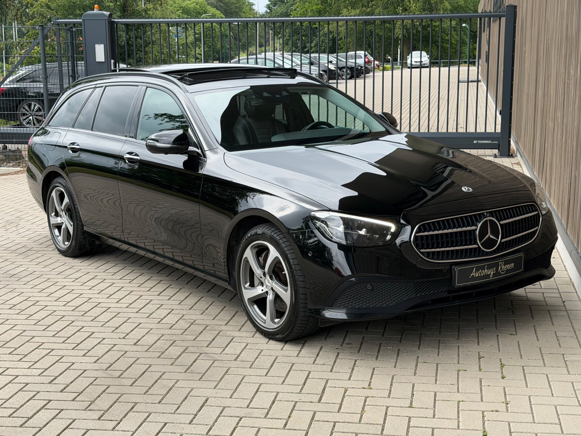 Foto van Mercedes-Benz E-klasse Estate