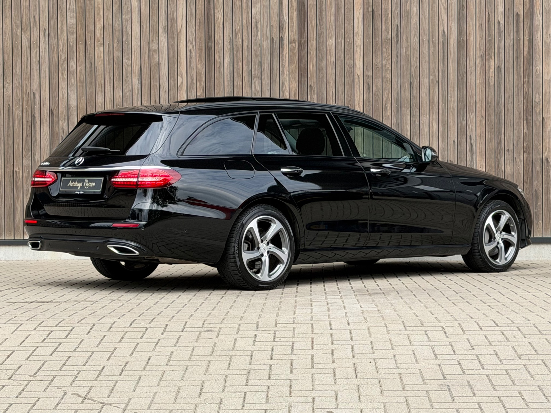 Foto van Mercedes-Benz E-klasse Estate