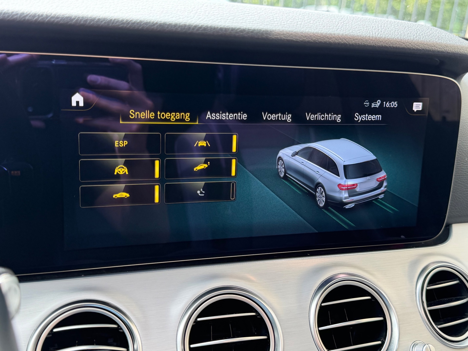 Foto van Mercedes-Benz E-klasse Estate